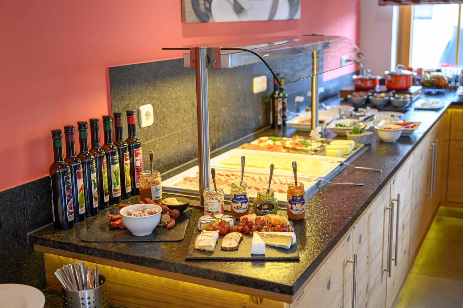 Buffet breakfast in Hotel Garni Melanie