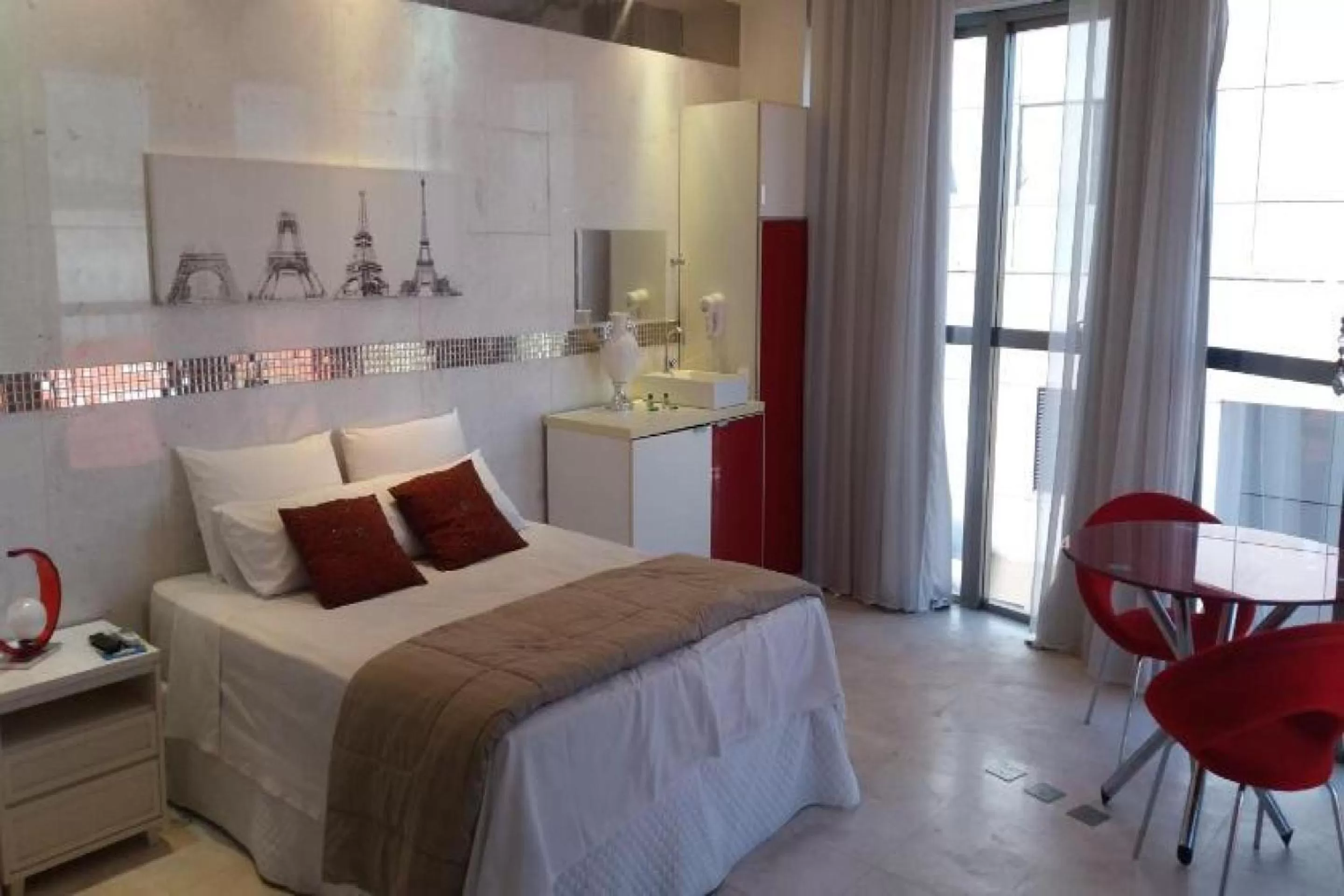 Photo of the whole room, Bed in Compacto Hotel Alphaville Campinas