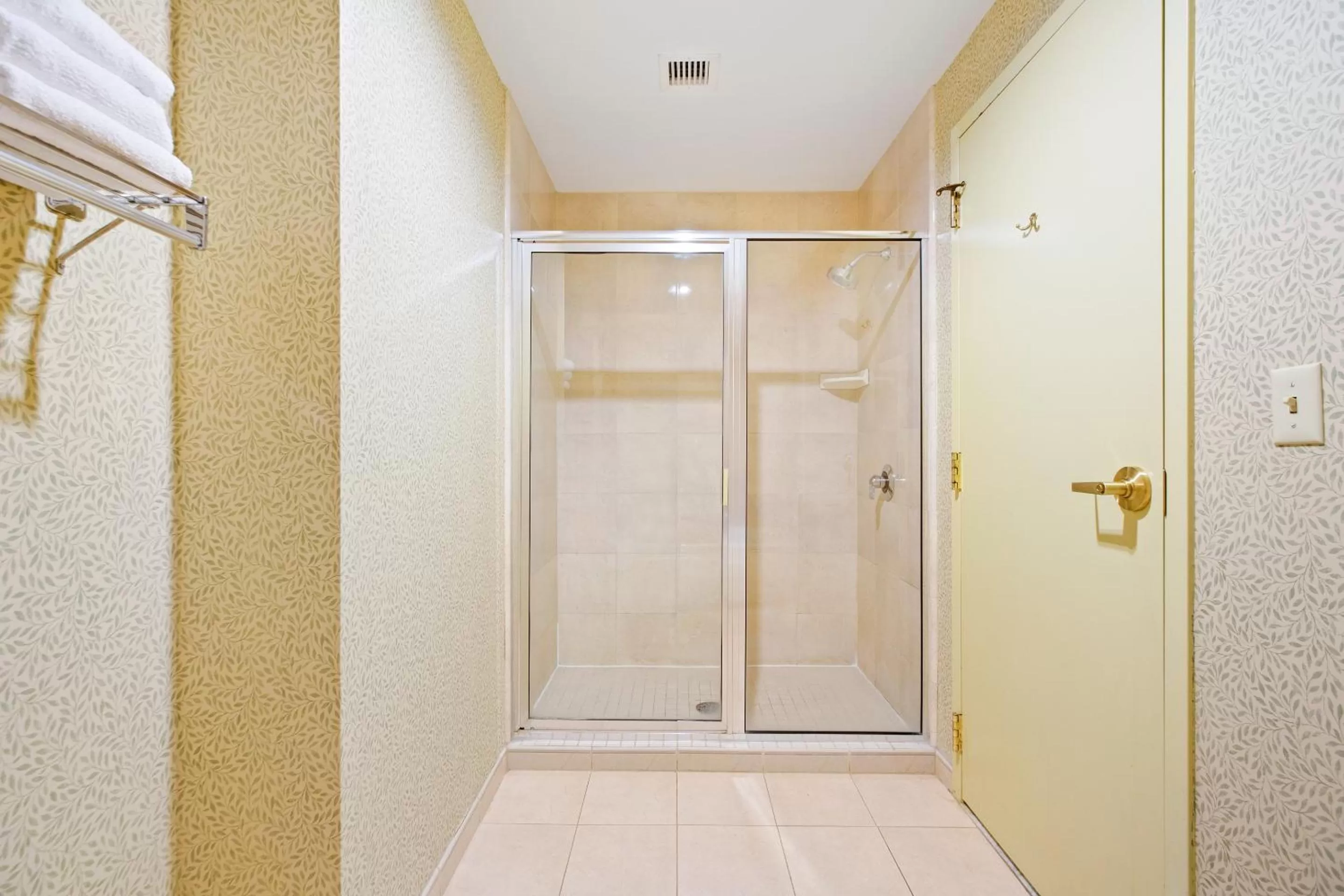 Bathroom in OYO Hotel St Louis Downtown City Center MO