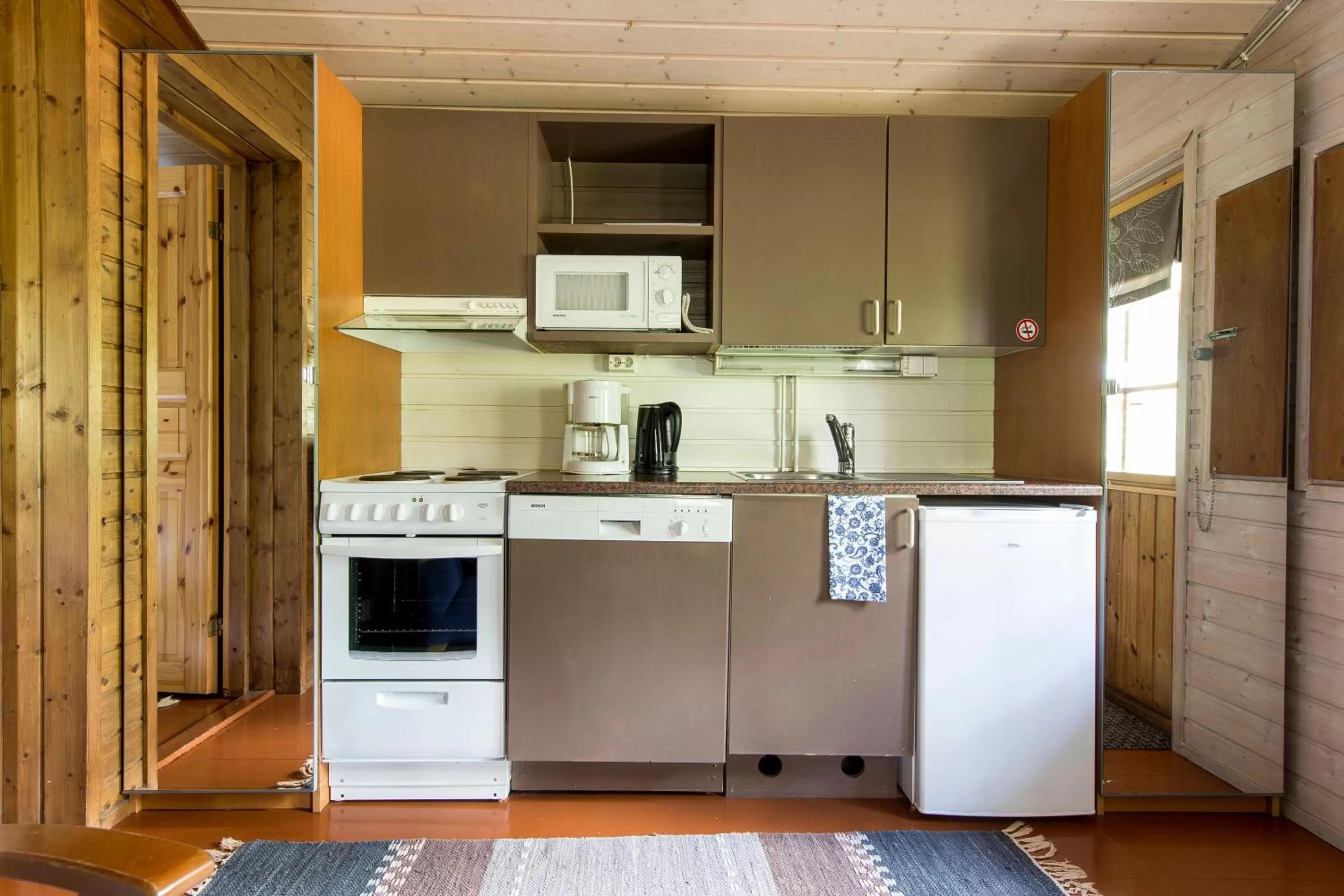 Coffee/tea facilities in Santalahti Resort Cottages & Villas