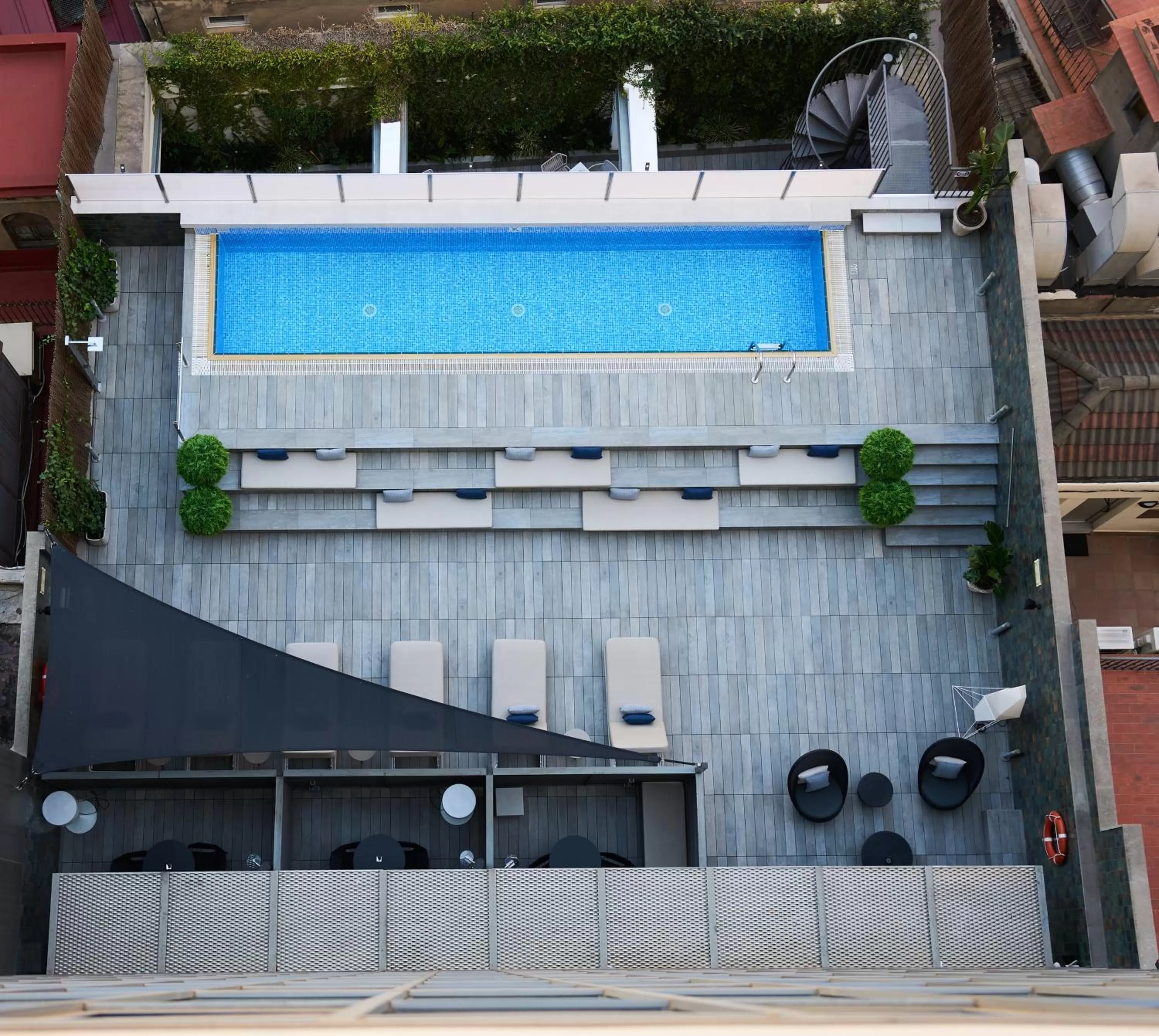 Swimming pool in Catalonia Square 4* Sup