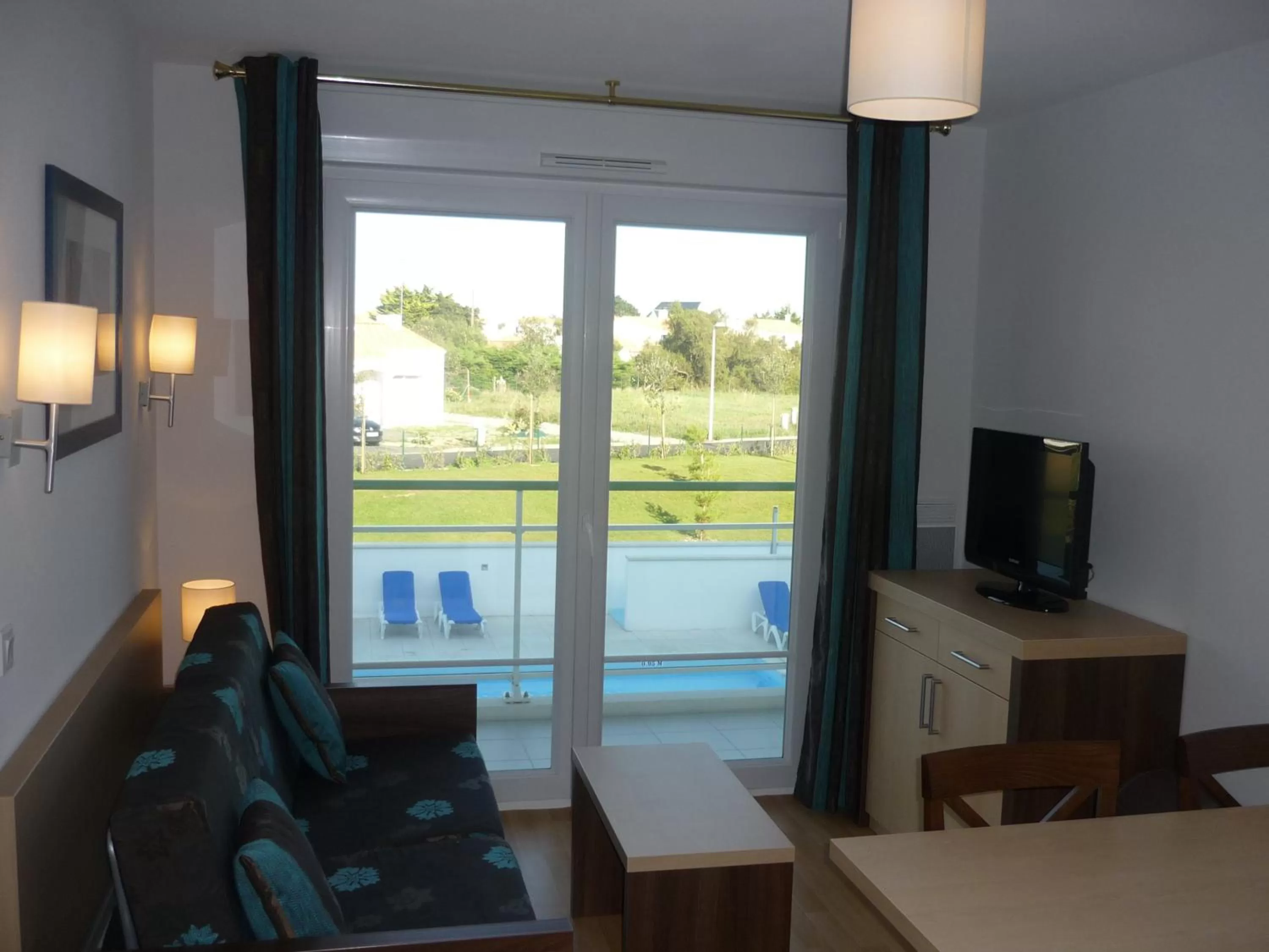 TV and multimedia in Résidence Goélia La Grande Plage