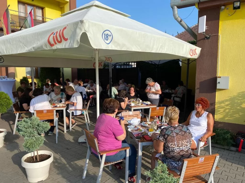 Restaurant/Places to Eat in Hotel Edelweiss