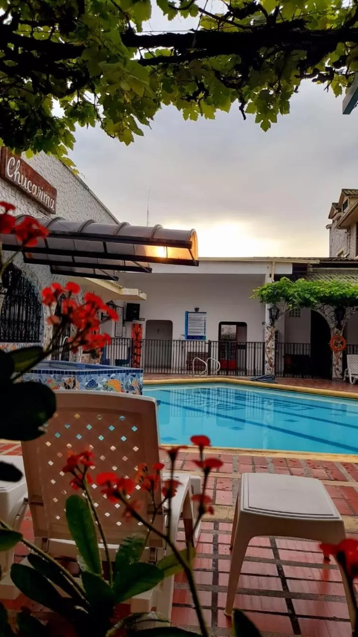 Swimming Pool in Hotel Chucarima