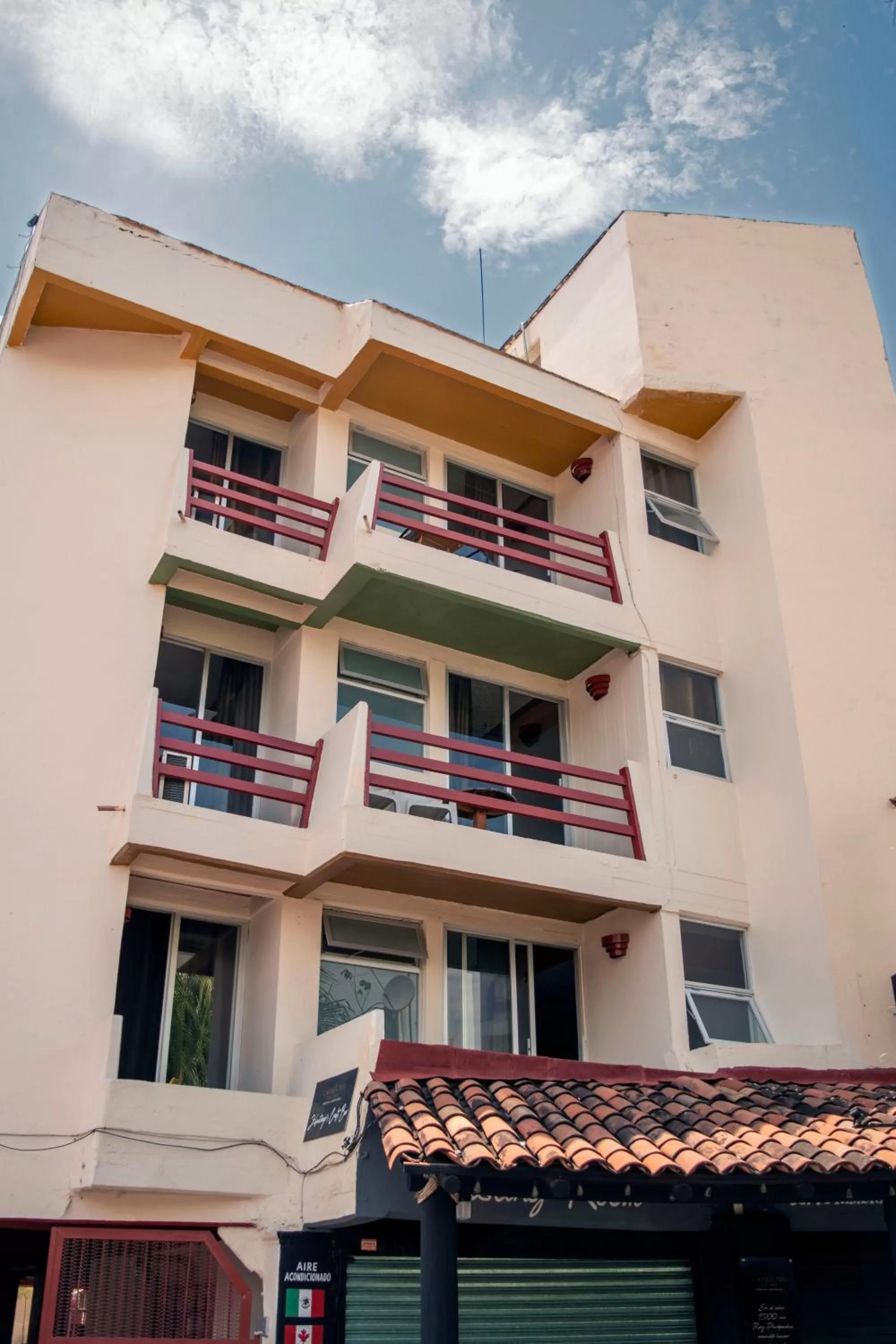 Property building in Isabel Suites