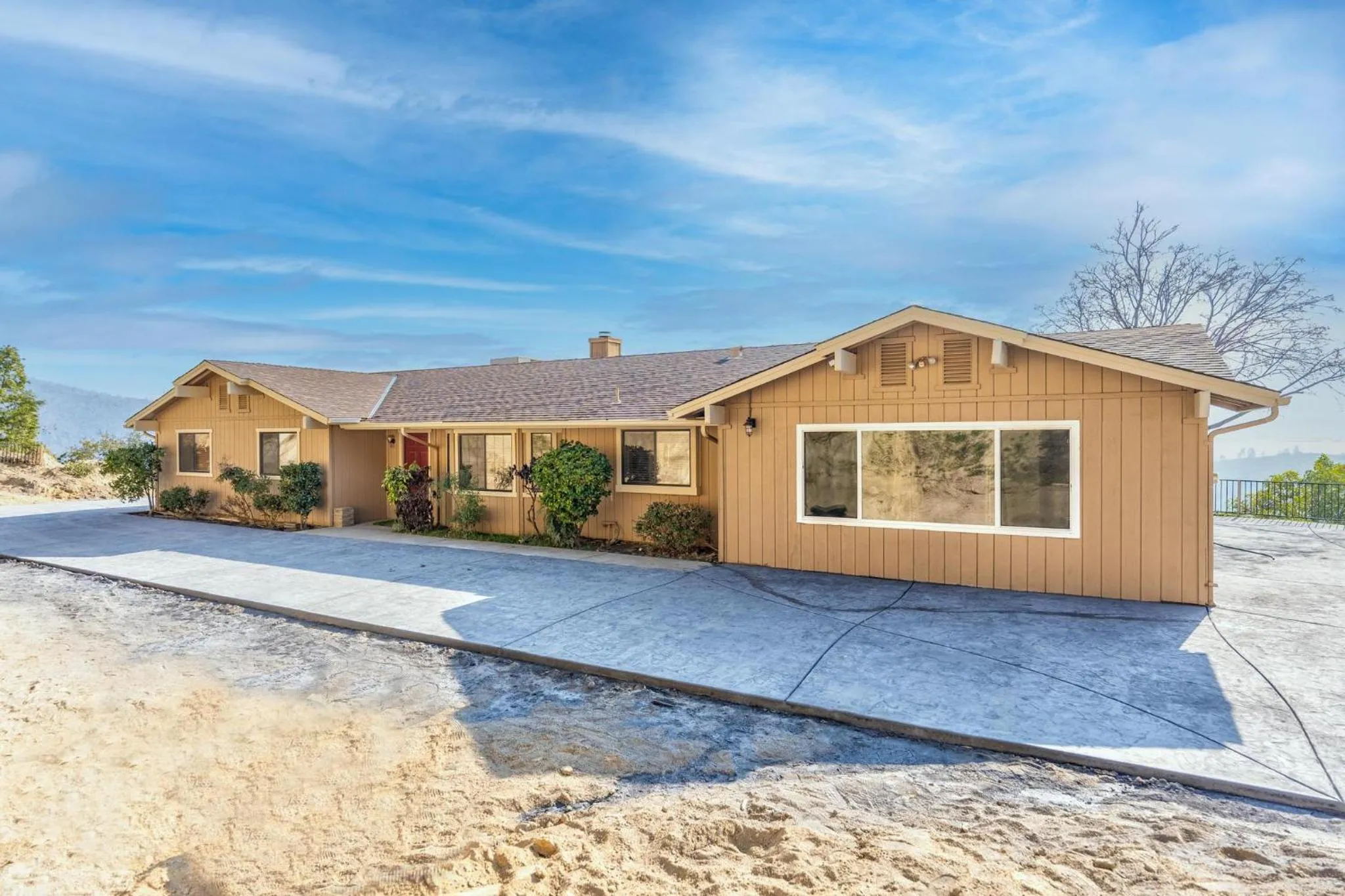 Mountain Trail Lodge and Vacation Rentals