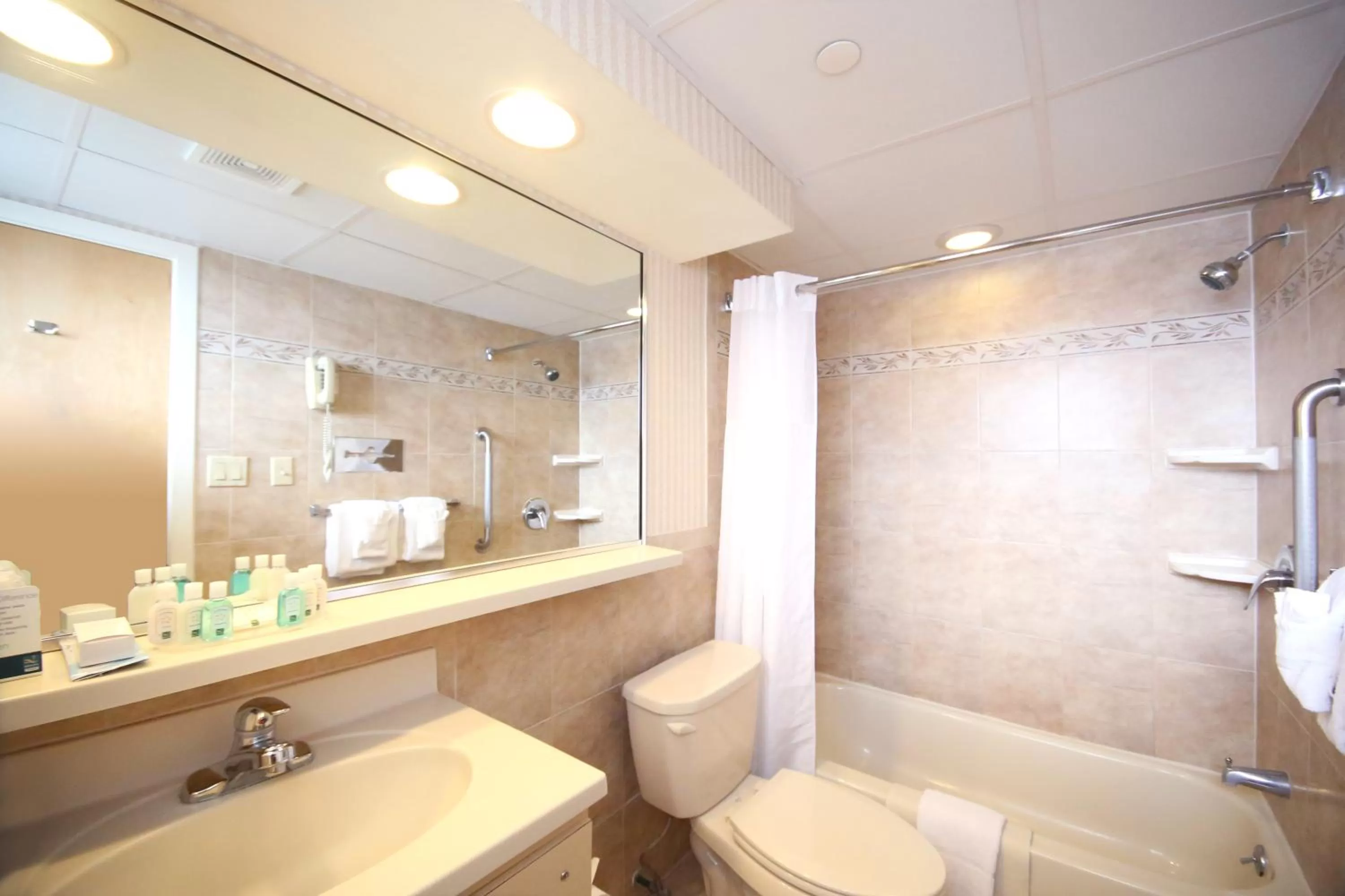 Bathroom in Quality Inn Boardwalk