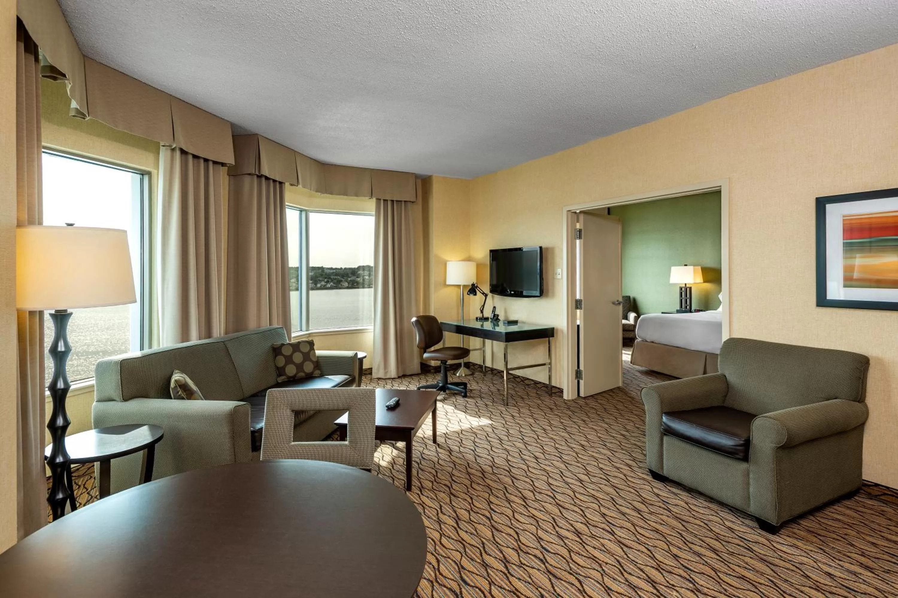 Seating area in Holiday Inn Sydney - Waterfront by IHG