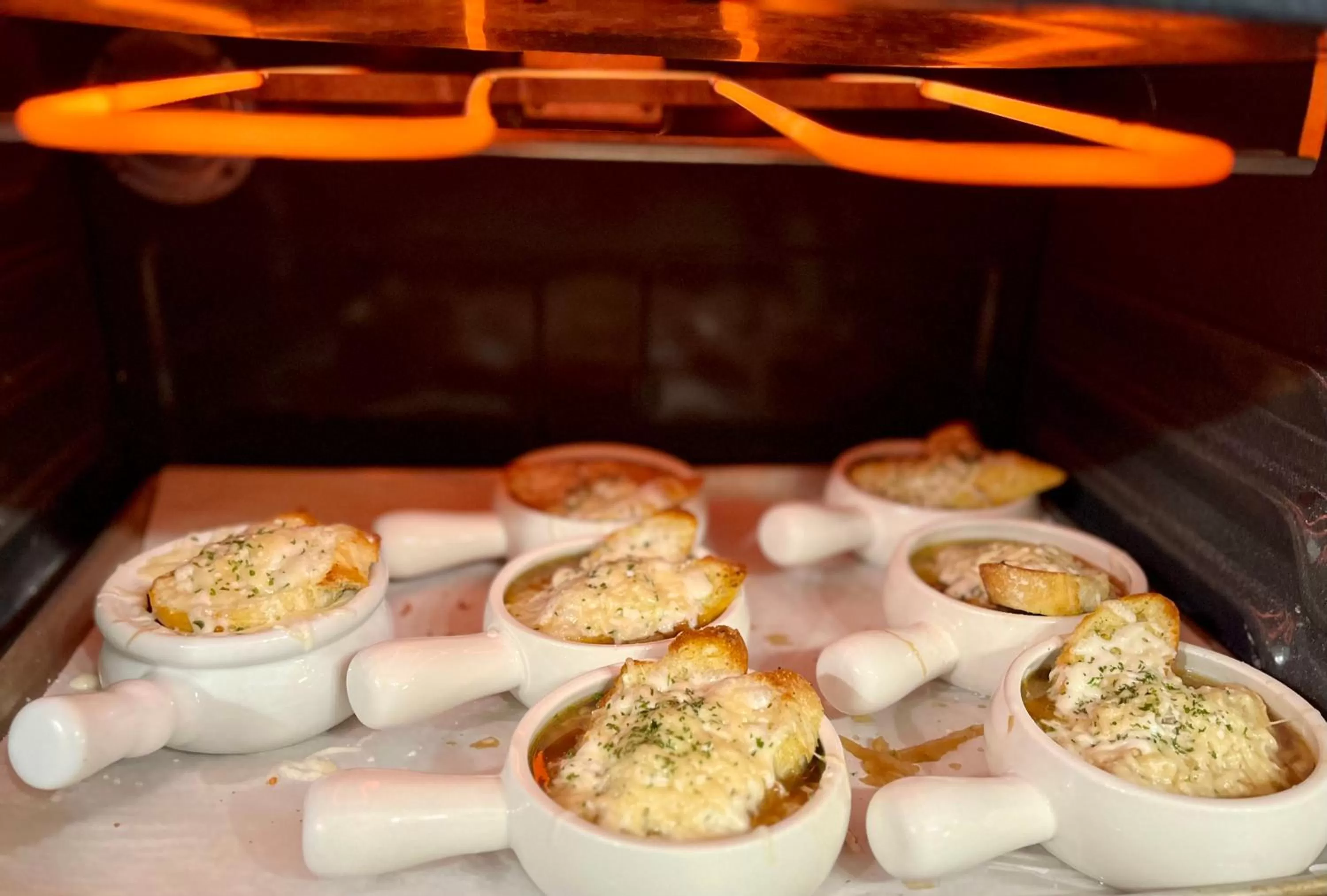 Food and drinks in Belle View Manor Inn