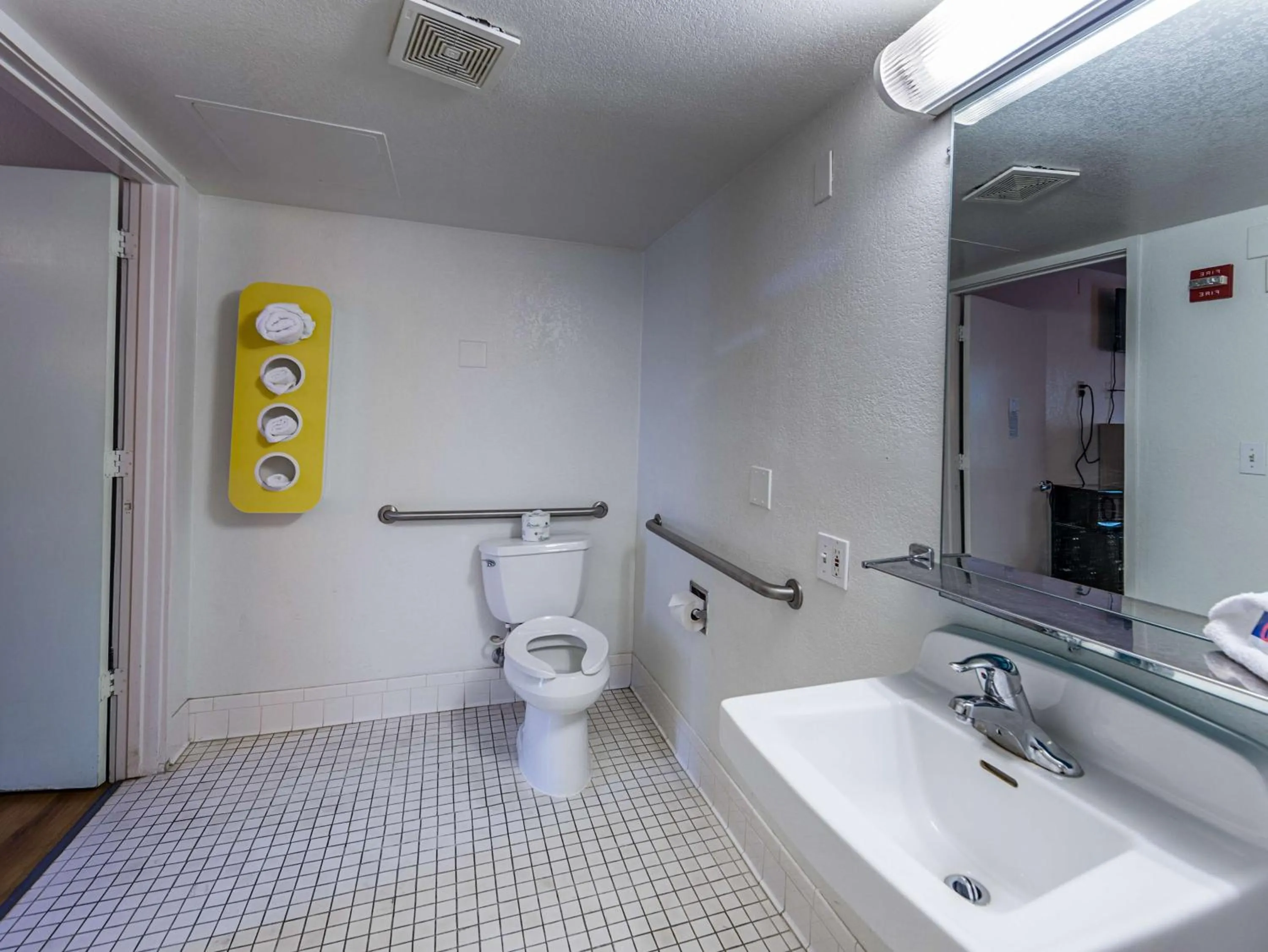 Toilet in Motel 6-Yreka, CA
