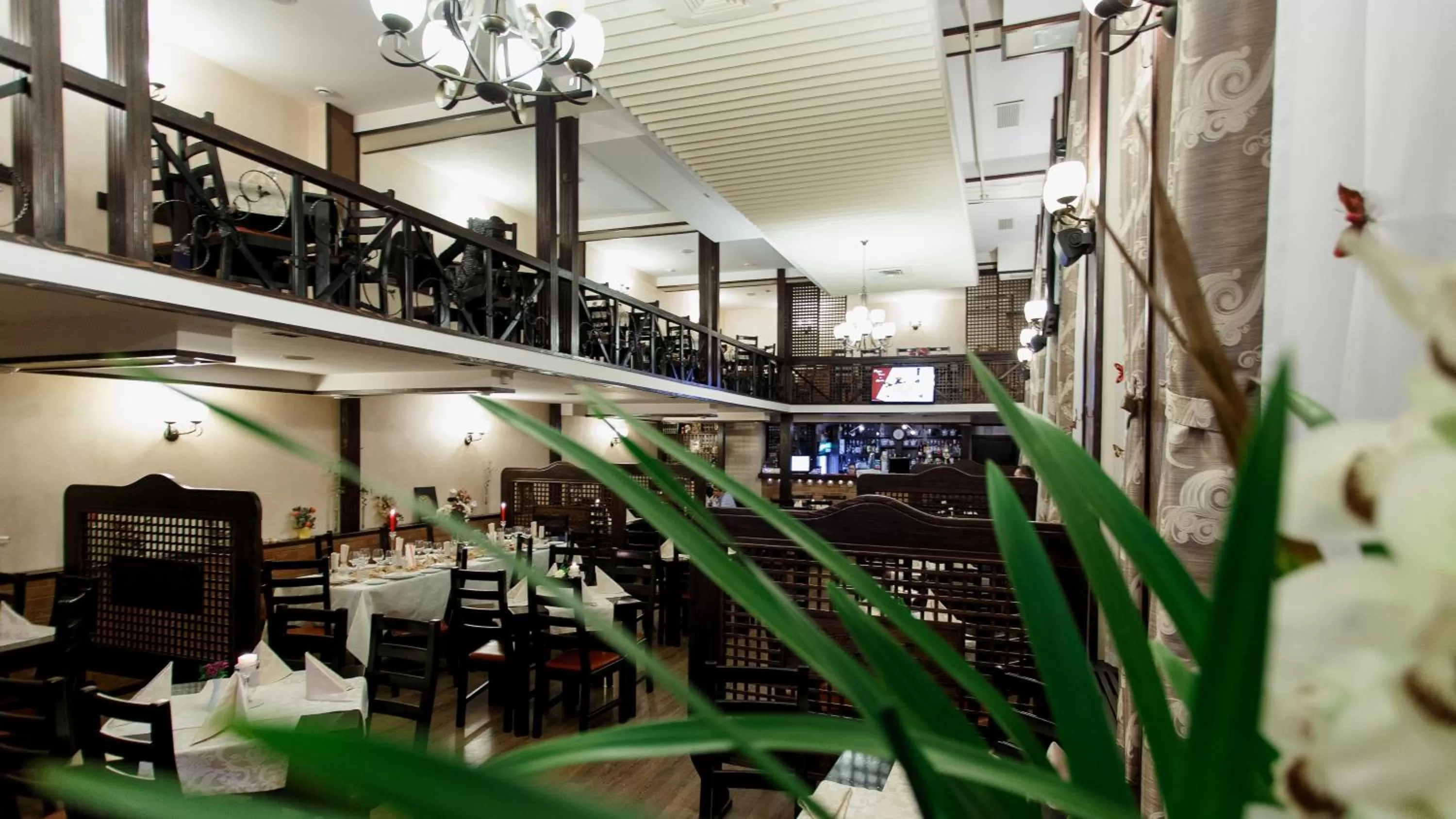 Restaurant/Places to Eat in Hamlet Hotel