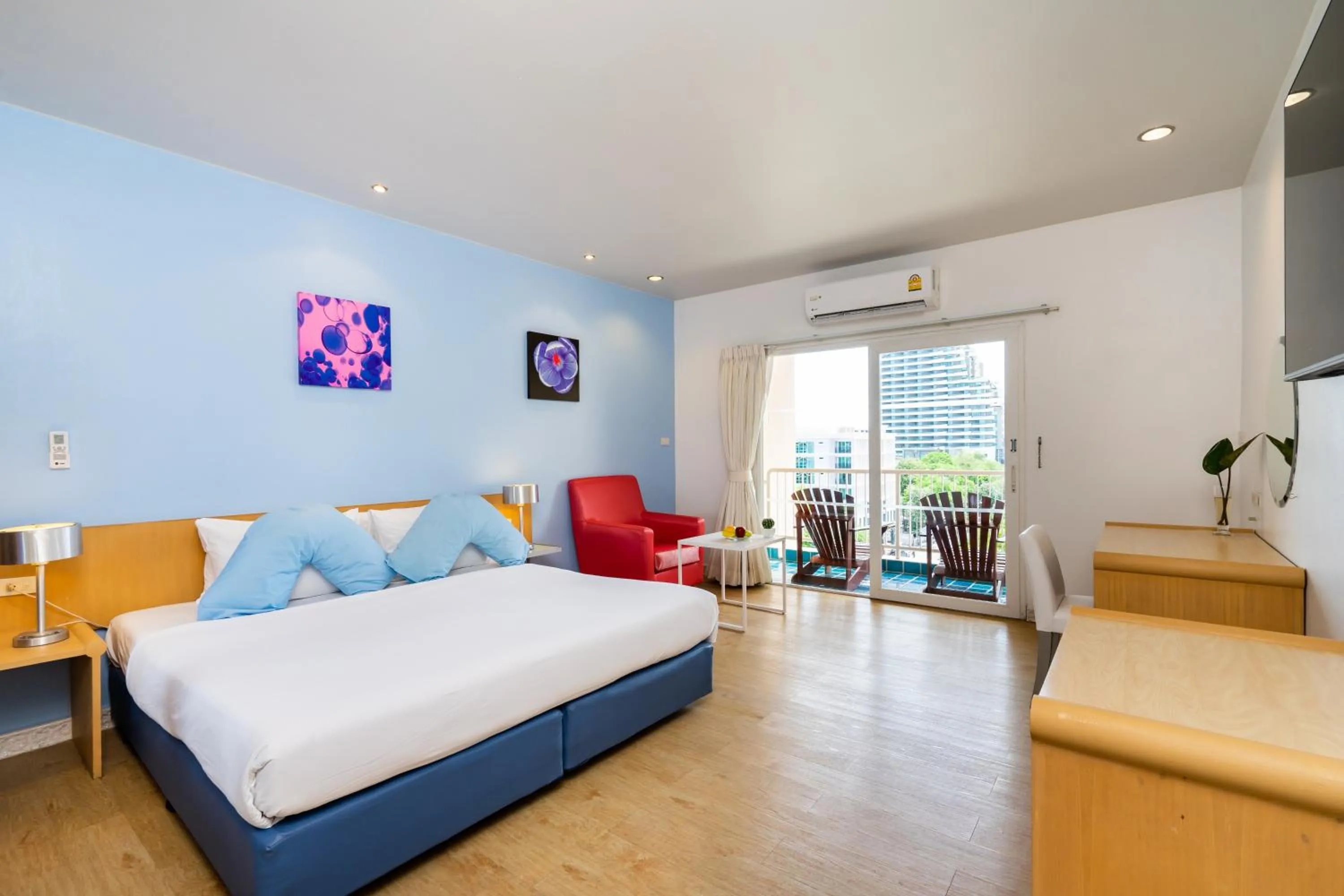 Balcony/Terrace, Bed in Best Bella Pattaya