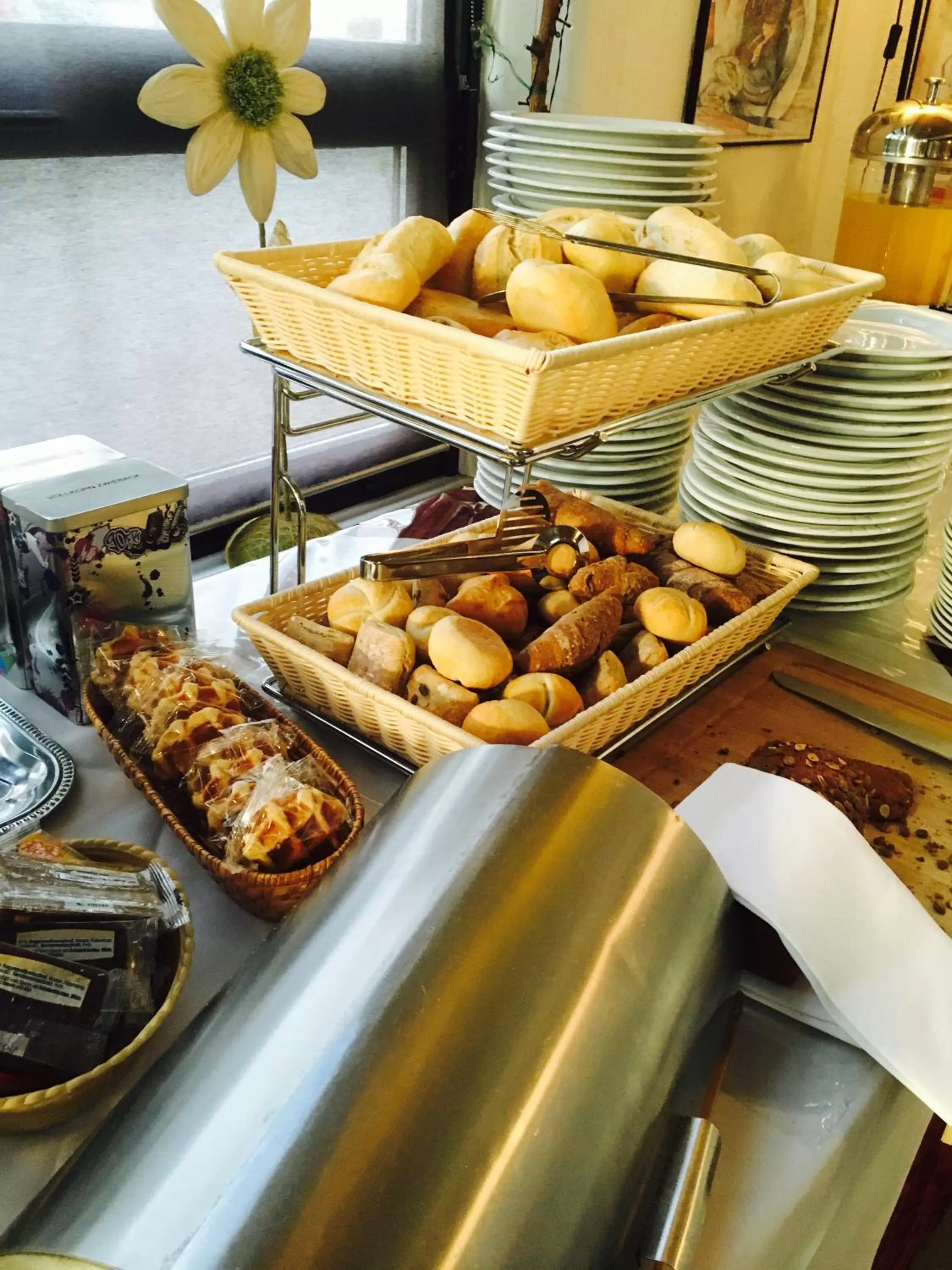 Buffet breakfast in Hotel Corsten