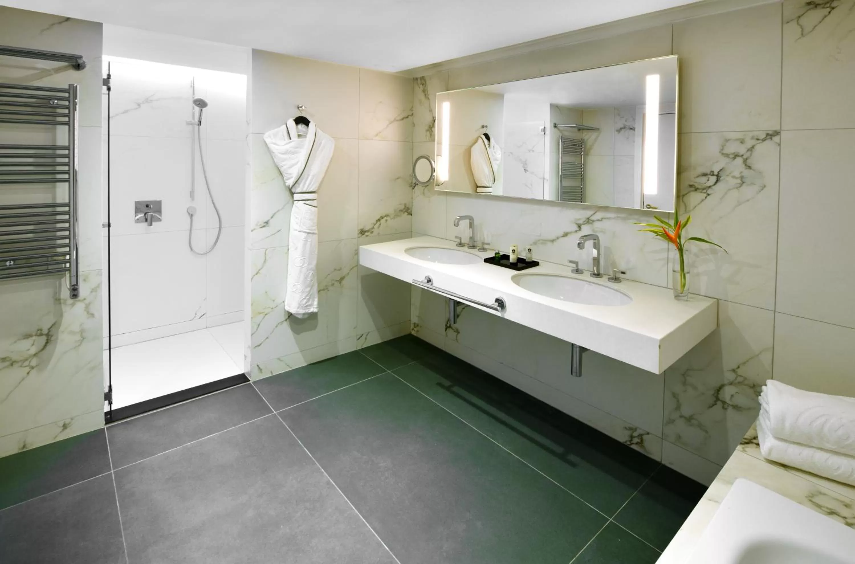 Bathroom in Sofitel Abidjan Hotel Ivoire