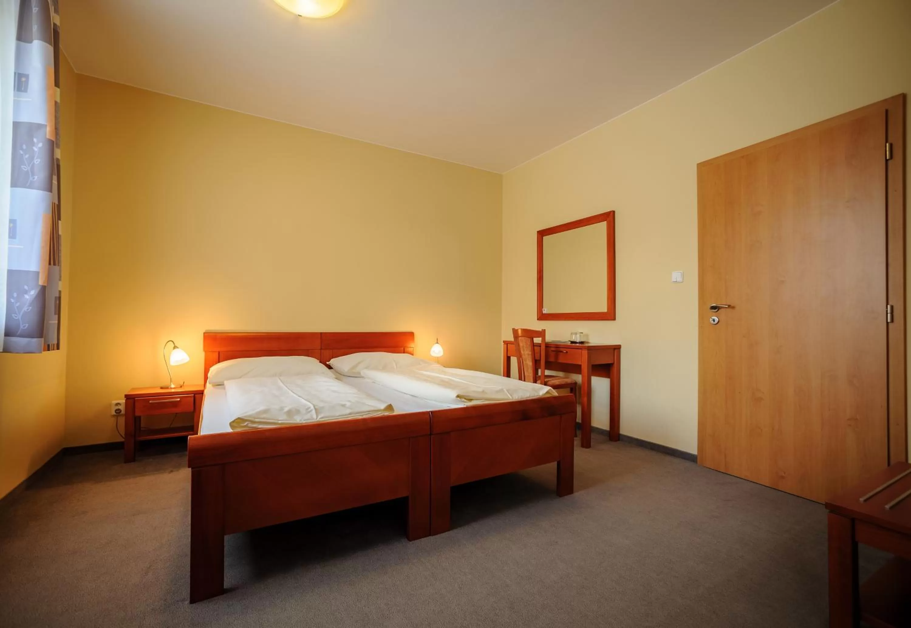 Bed in Hotel Harmonie