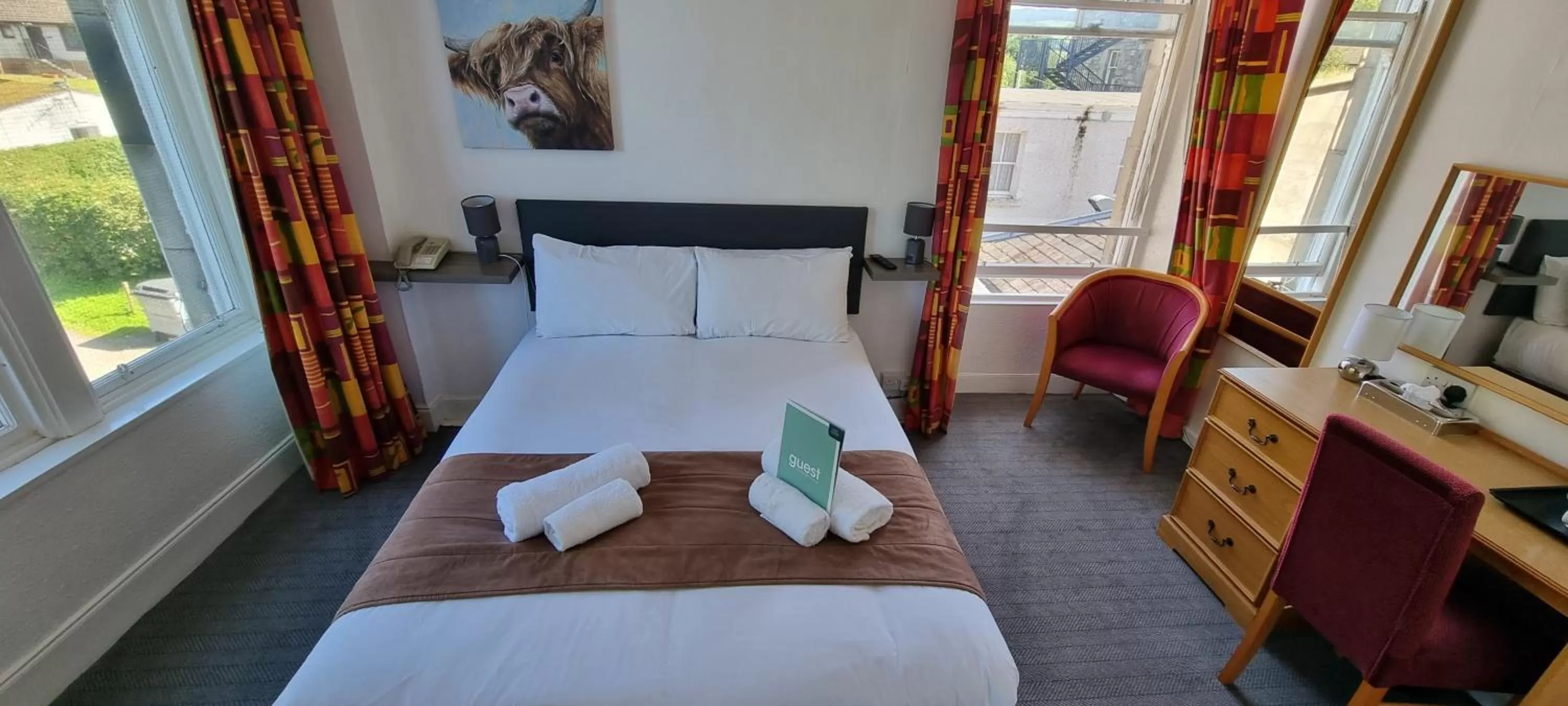 Bedroom, Bed in The Pitlochry Hydro Hotel