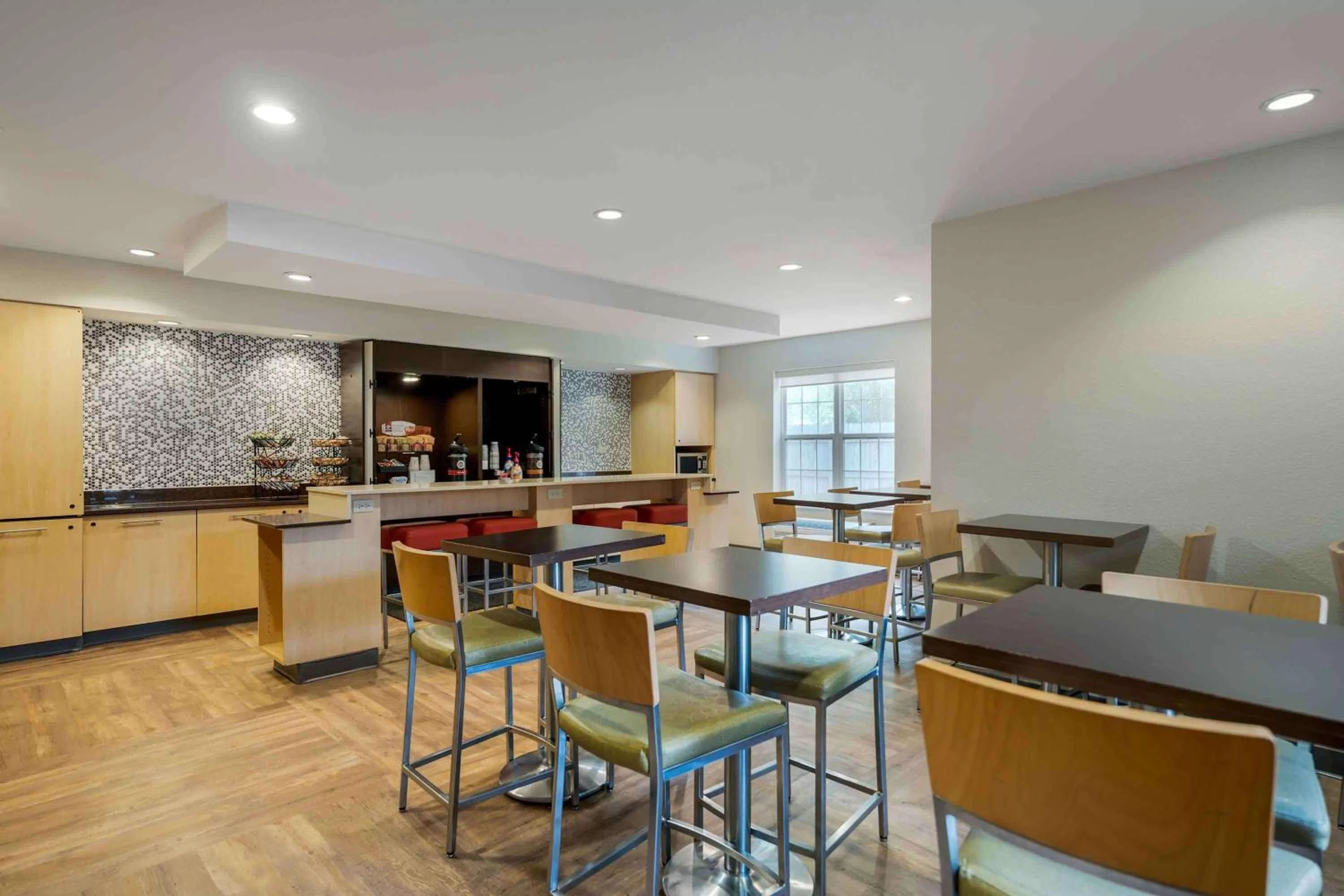 Restaurant/places to eat in Extended Stay America Suites - Chicago - Elgin - West Dundee
