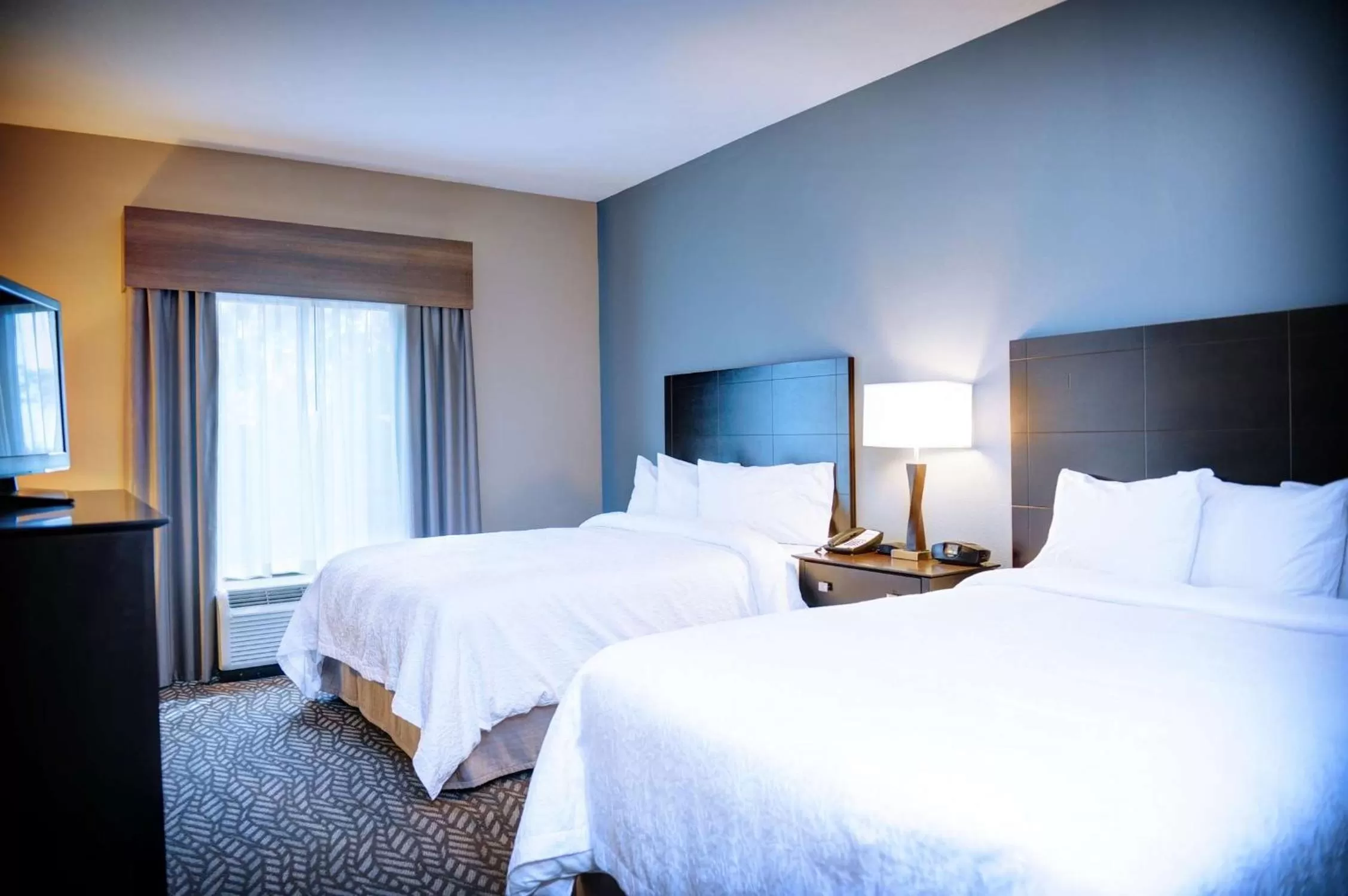 Bedroom, Bed in Hampton Inn Crystal River