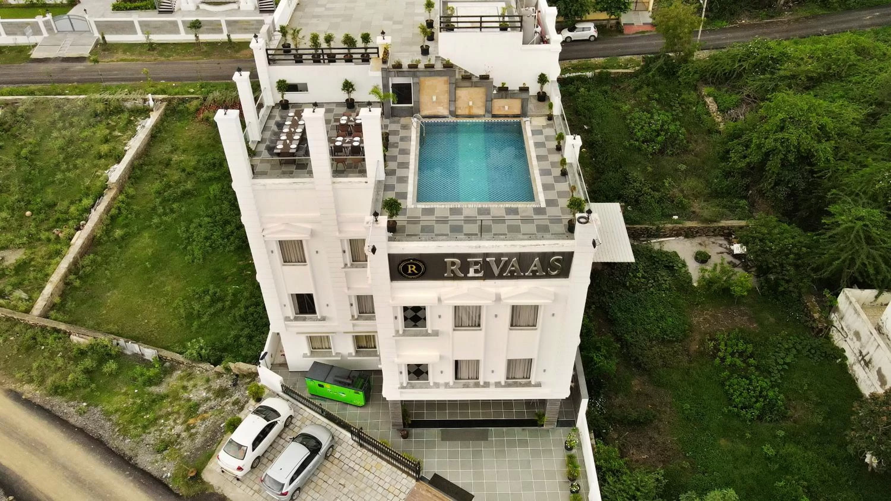 Property building in Revaas Lake View Boutique Stay