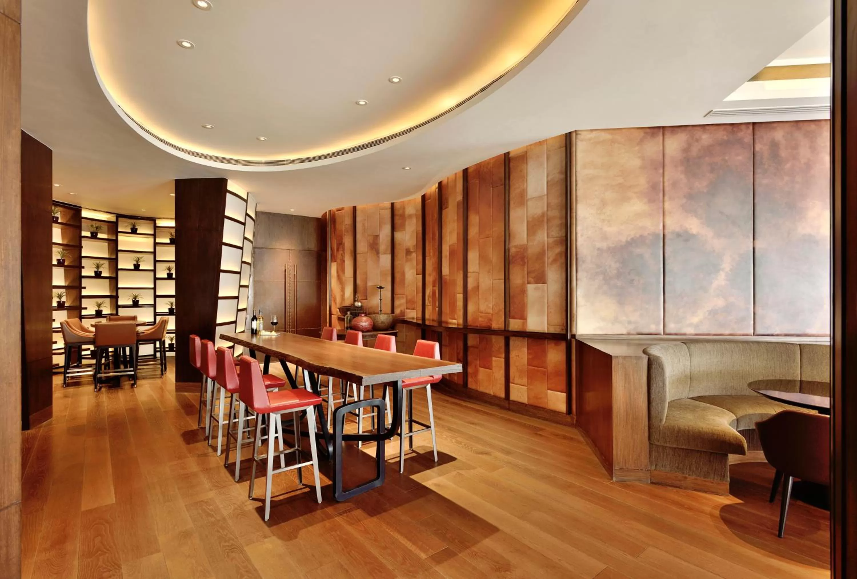 Lounge or bar in Radisson Blu Faridabad