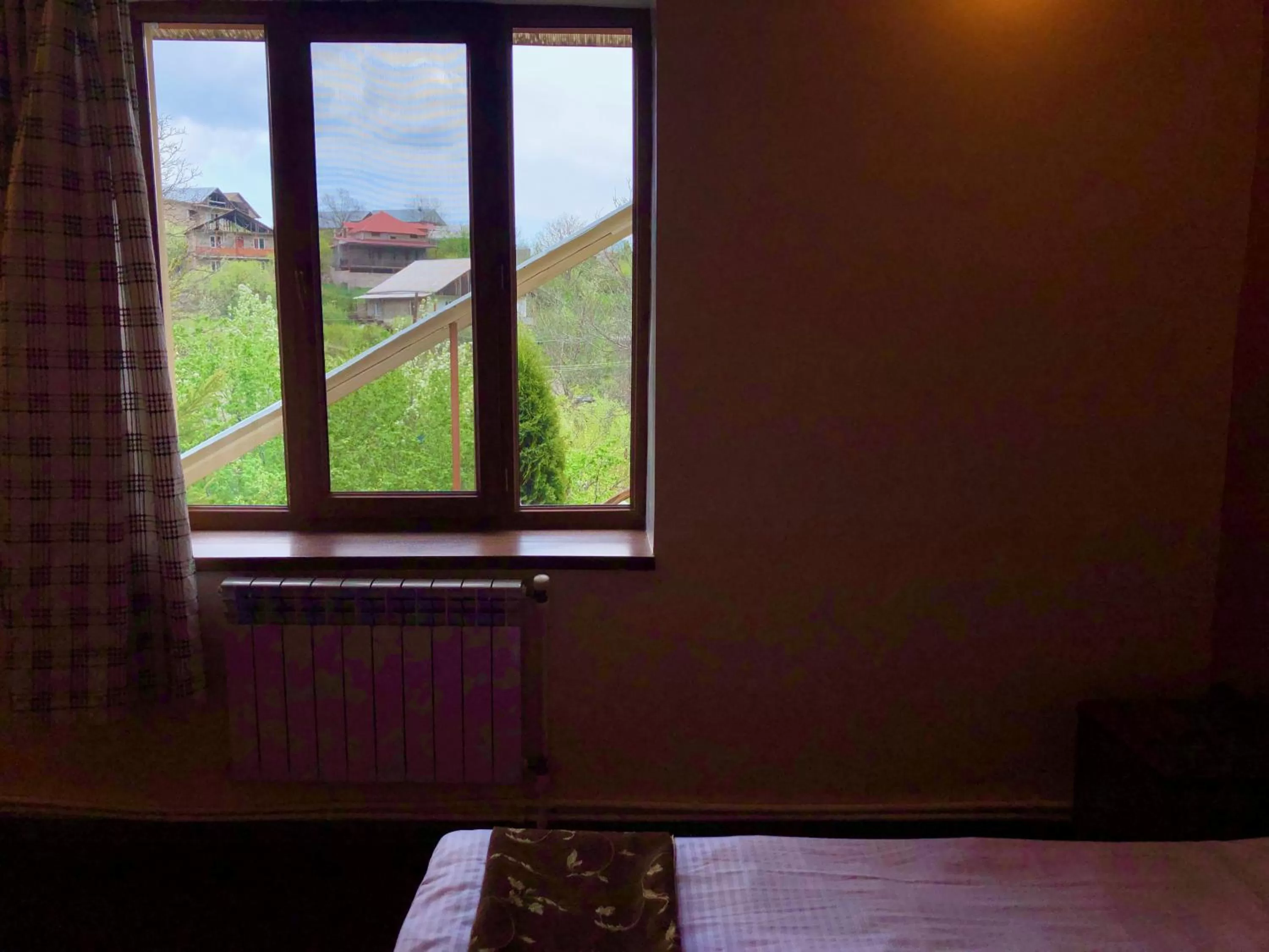 Bed, Mountain View in Dil Hill by Sam