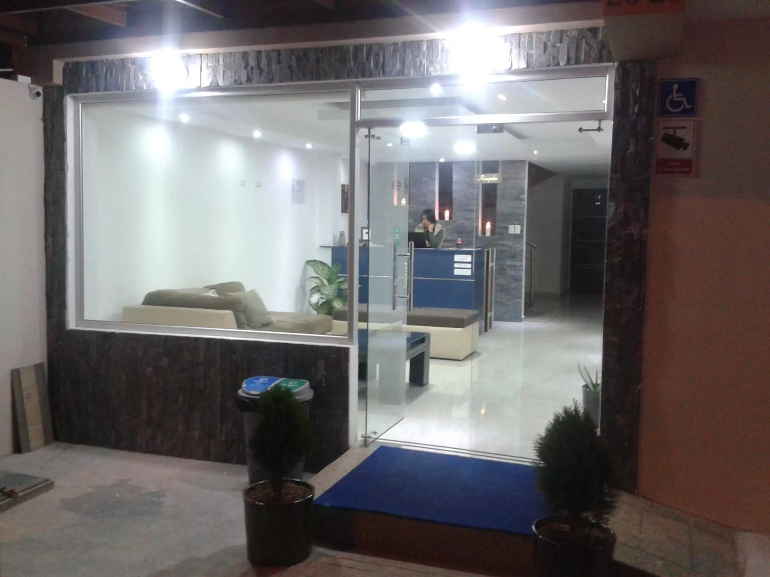 Lobby or reception in Illari Hotel