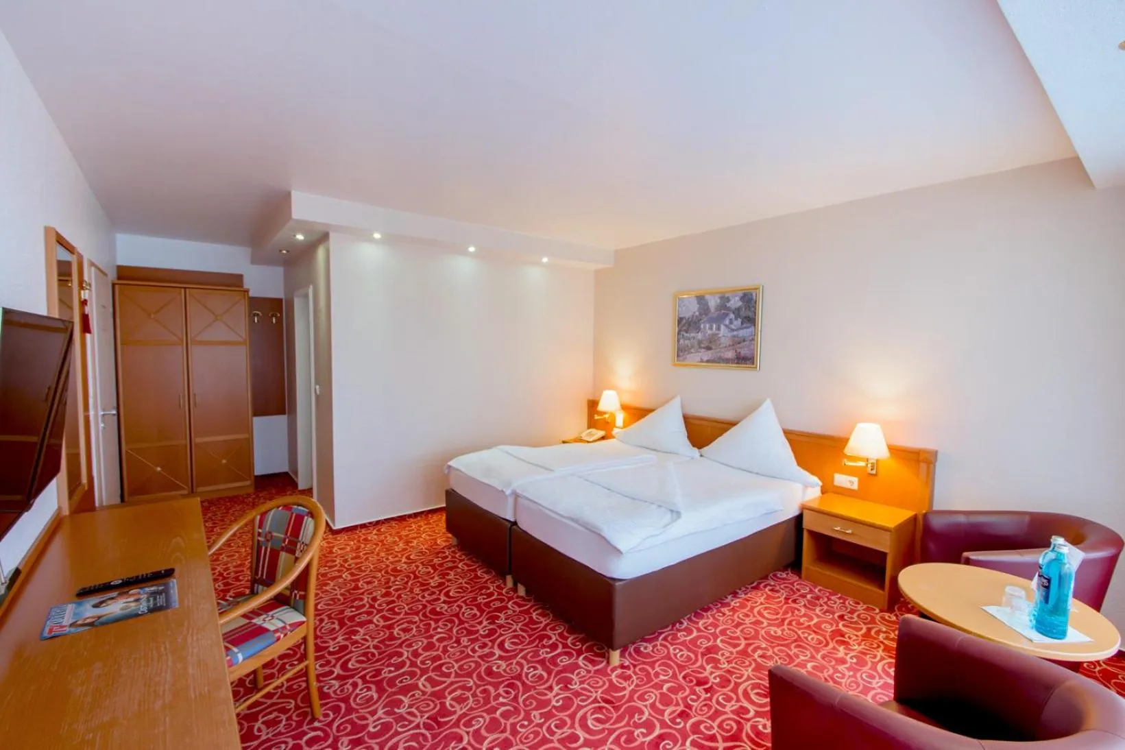 Photo of the whole room, Bed in Caravelle Hotel im Park