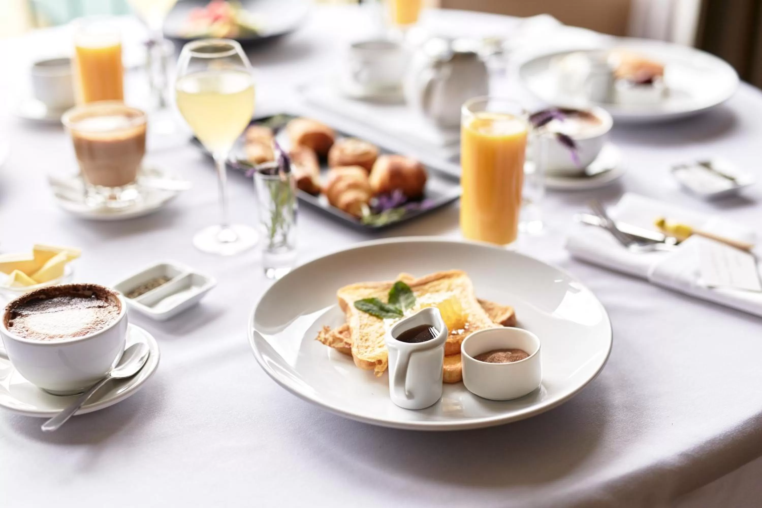 Buffet breakfast in Hotel Chadstone Melbourne MGallery Collection