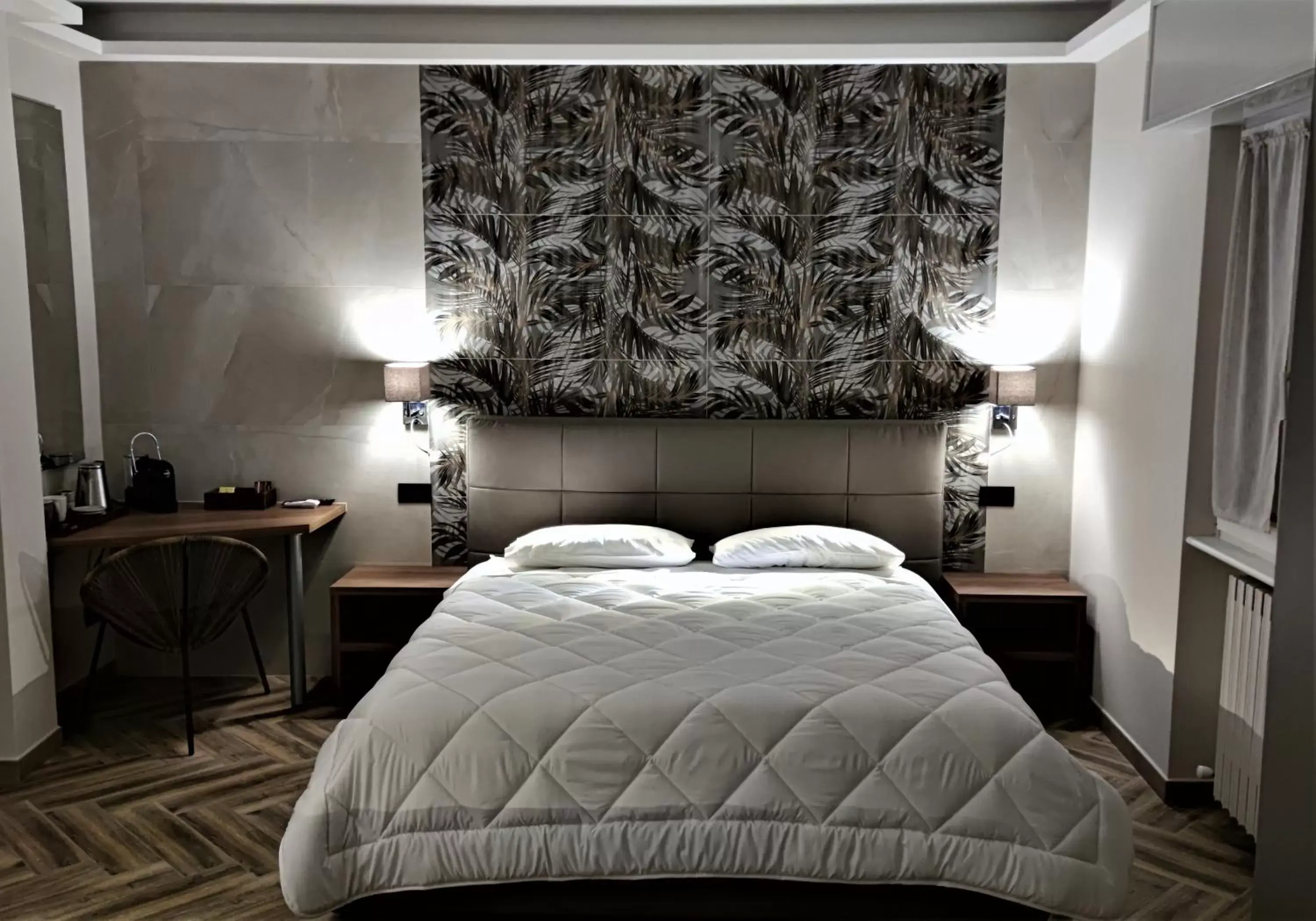 Deluxe King Room in Hotel Emiliana Deluxe King Room in Hotel Emiliana