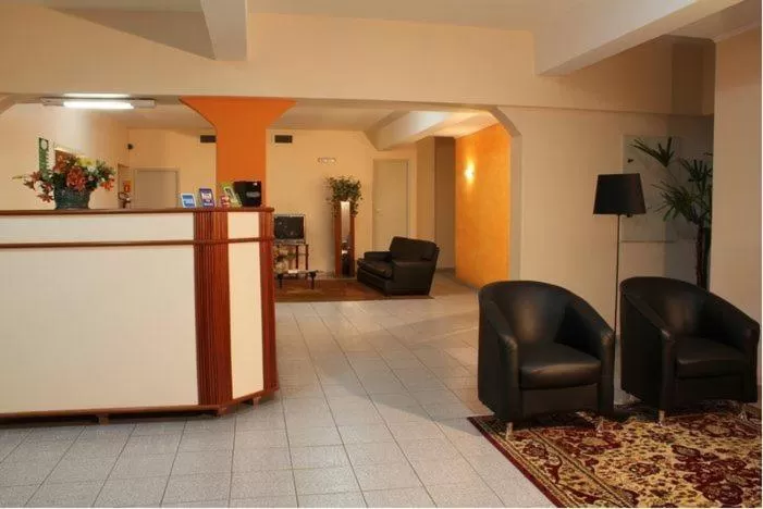 Lobby or reception, Lobby/Reception in Euro Hotel