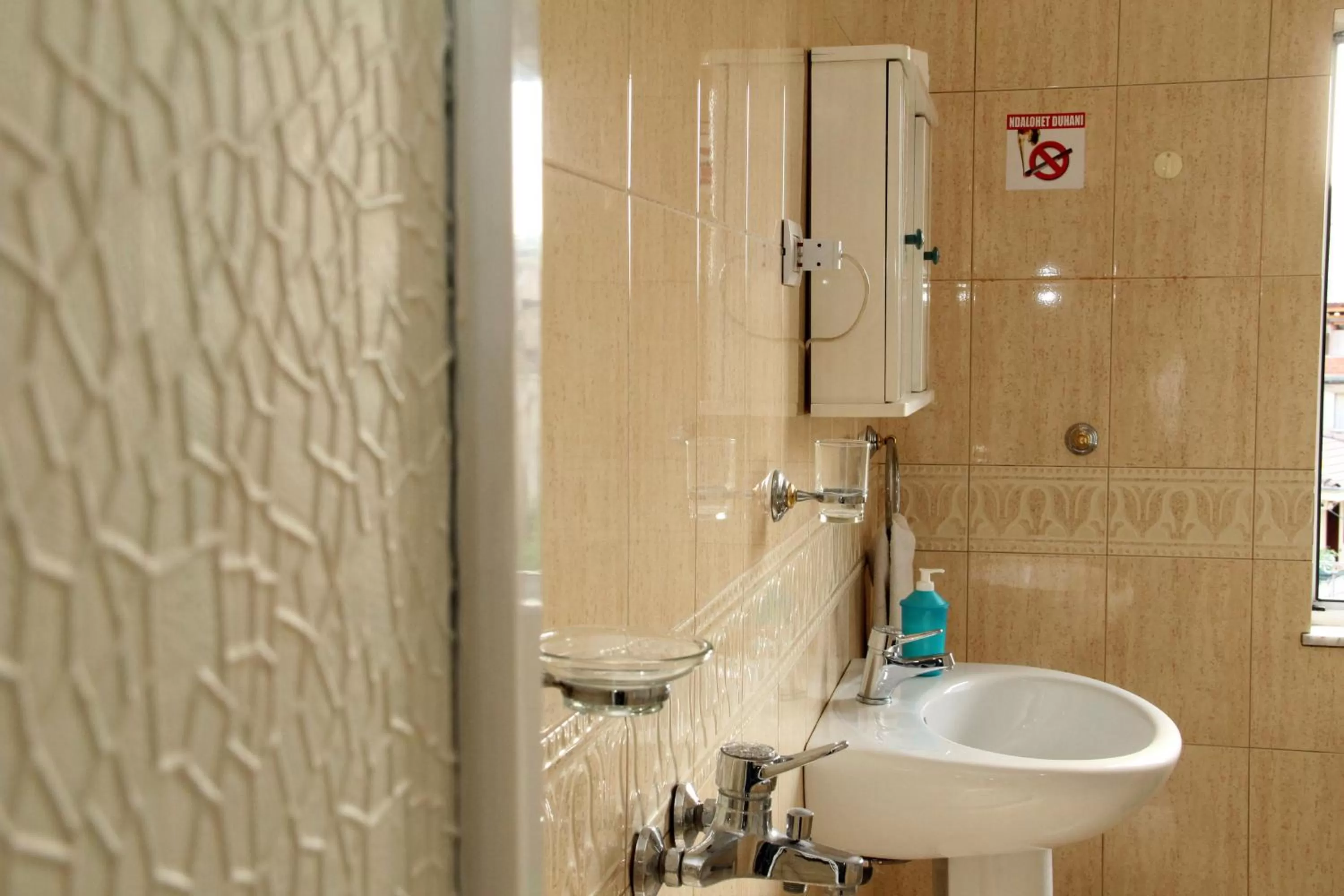 Bathroom in Hotel Italia