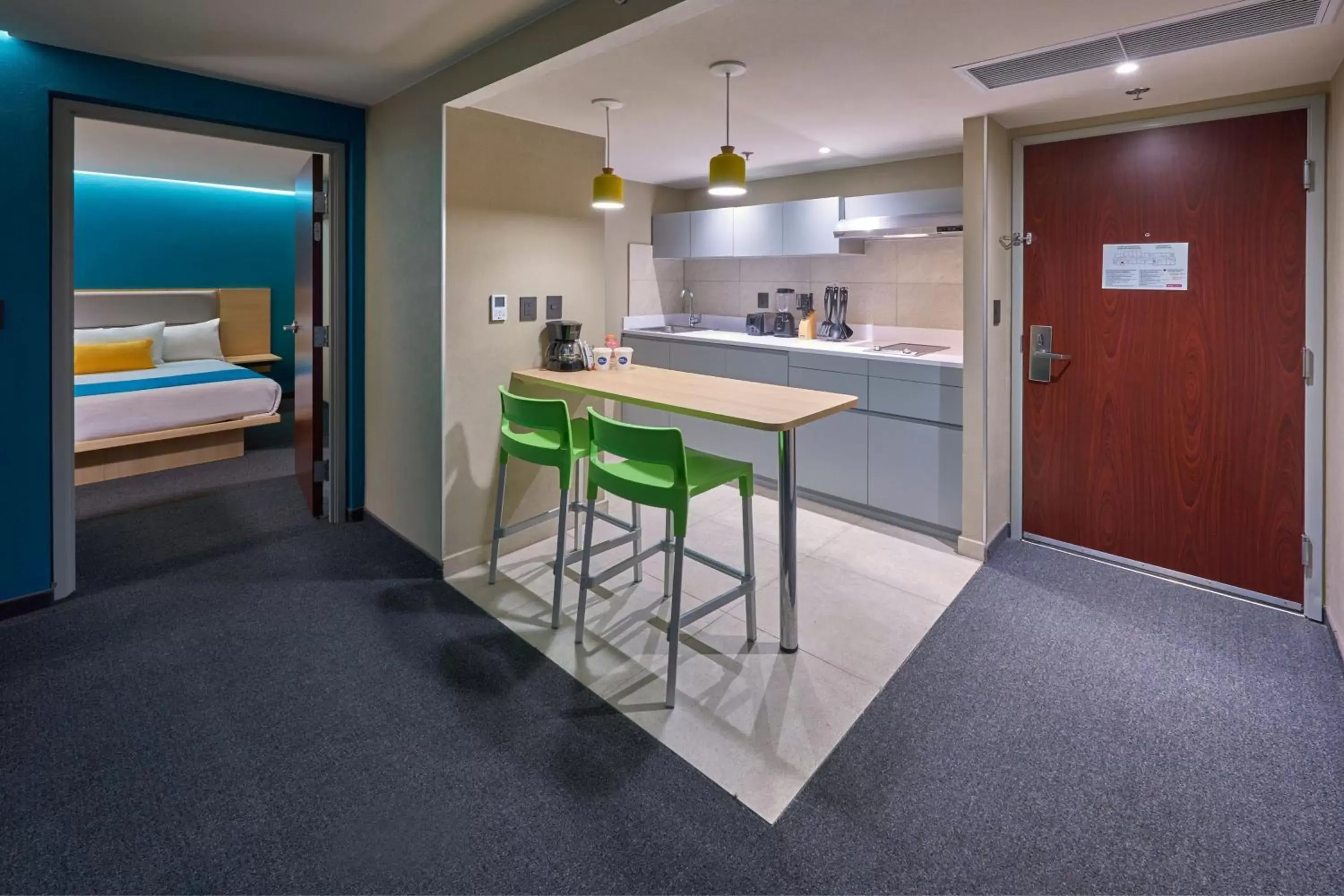 Two-Bedroom Suite with One King and Two Double Beds in City Express by Marriott Suites Toluca Two-Bedroom Suite with One King and Two Double Beds in City Express by Marriott Suites Toluca