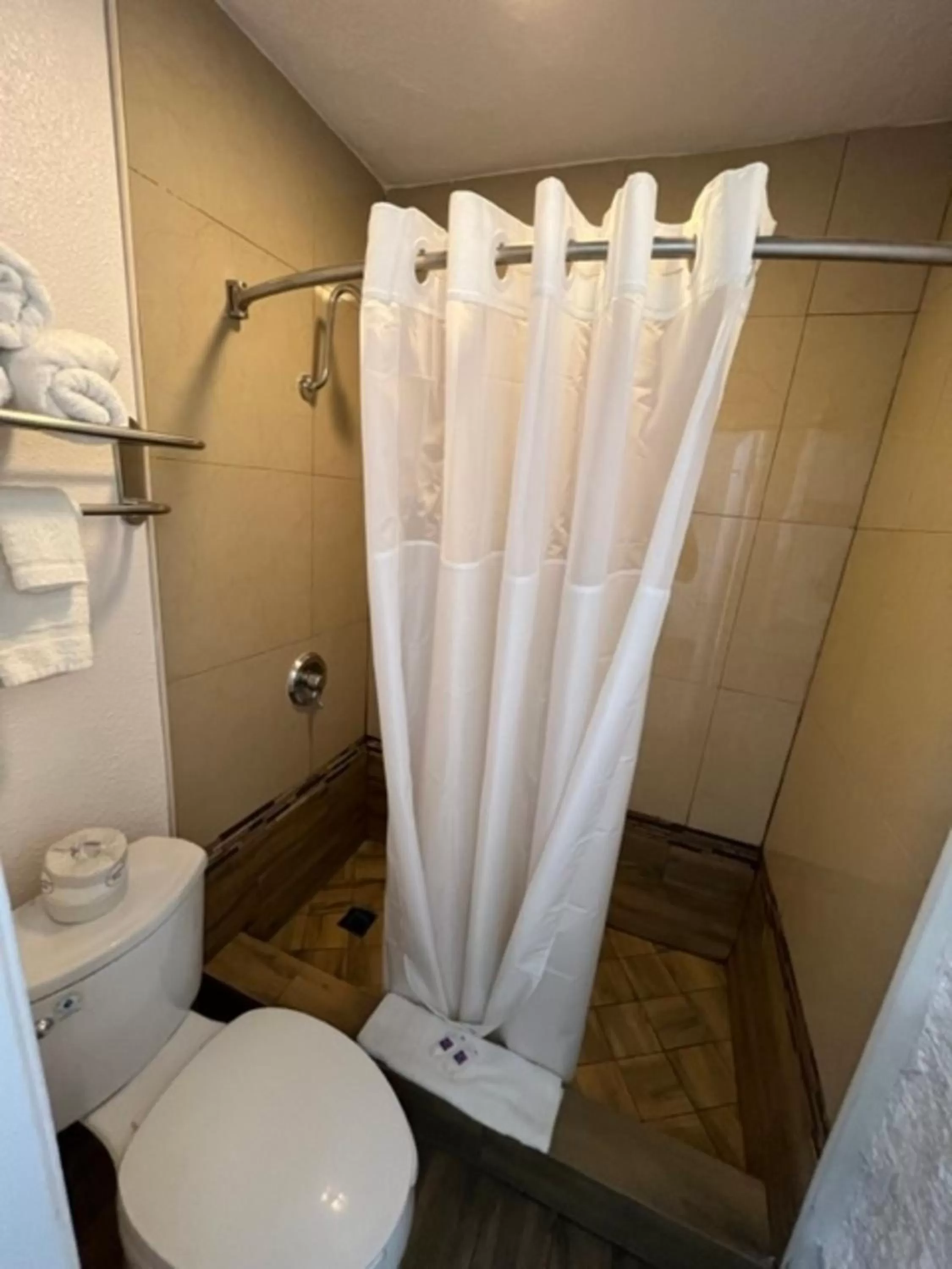 Shower in Motel 6-Orange, CA - Anaheim