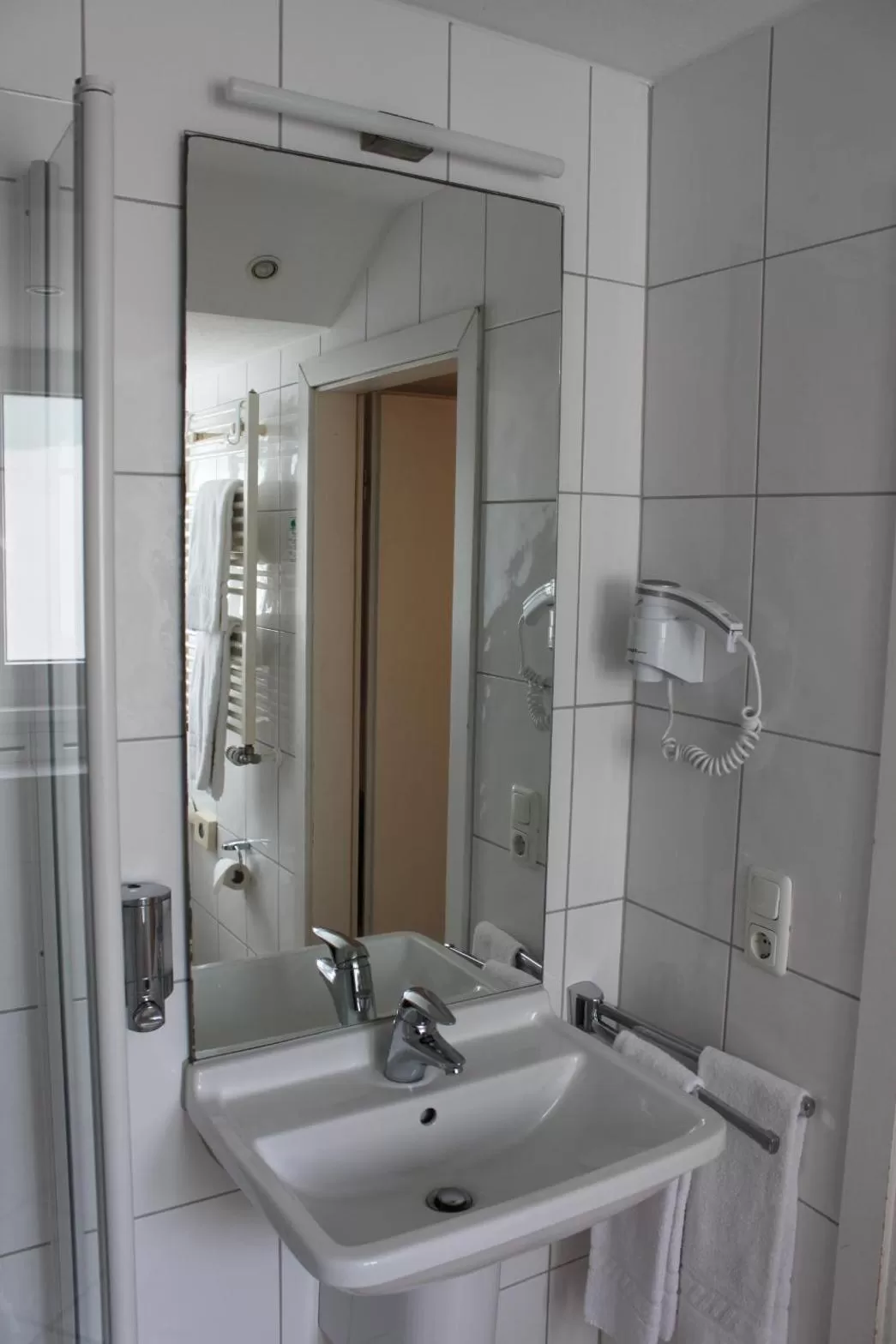 Bathroom in Hotel Am Römerwall