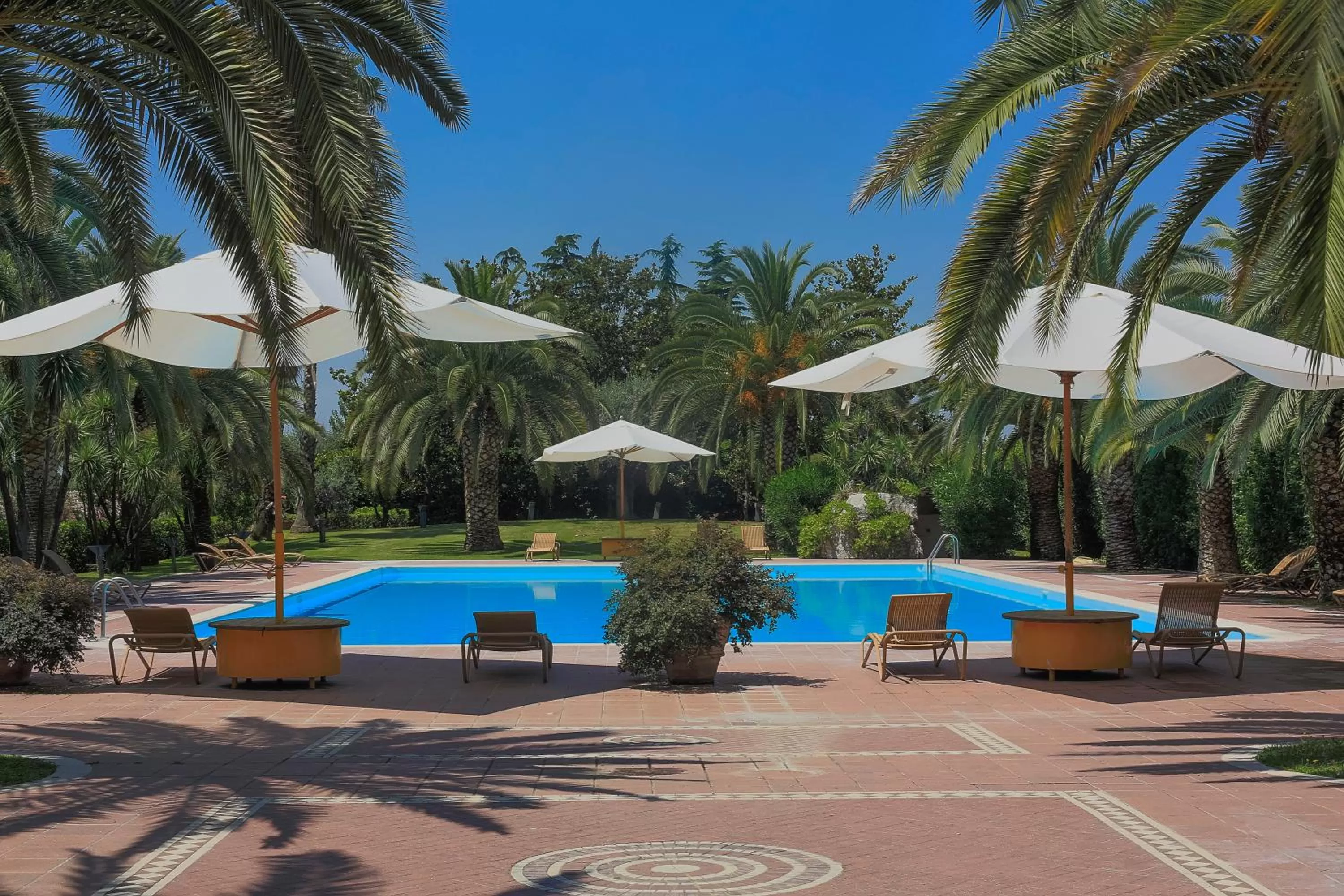 Swimming pool in Grand Hotel Duca D'Este