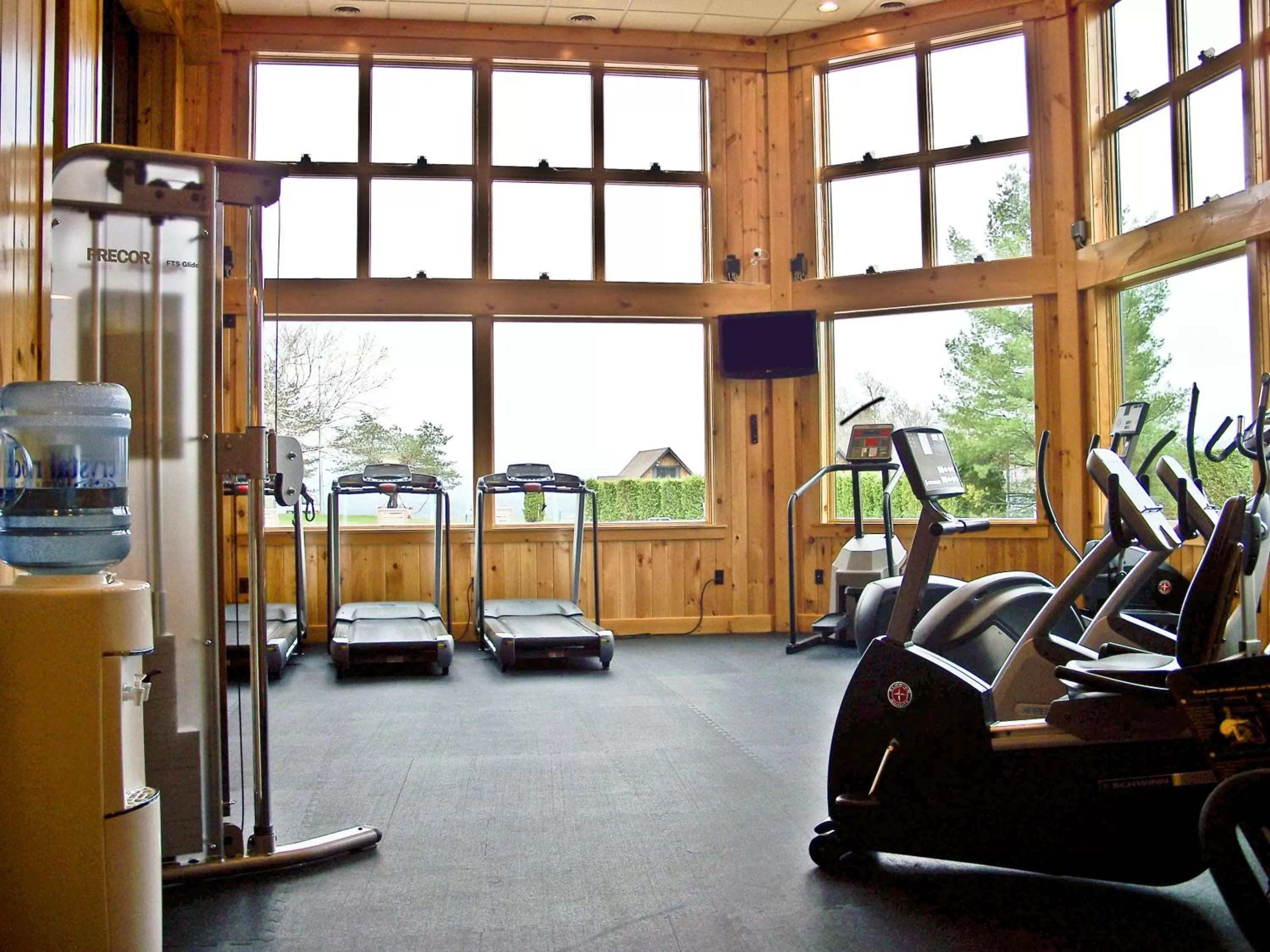 Fitness centre/facilities in Crowne Plaza Lake Placid by IHG