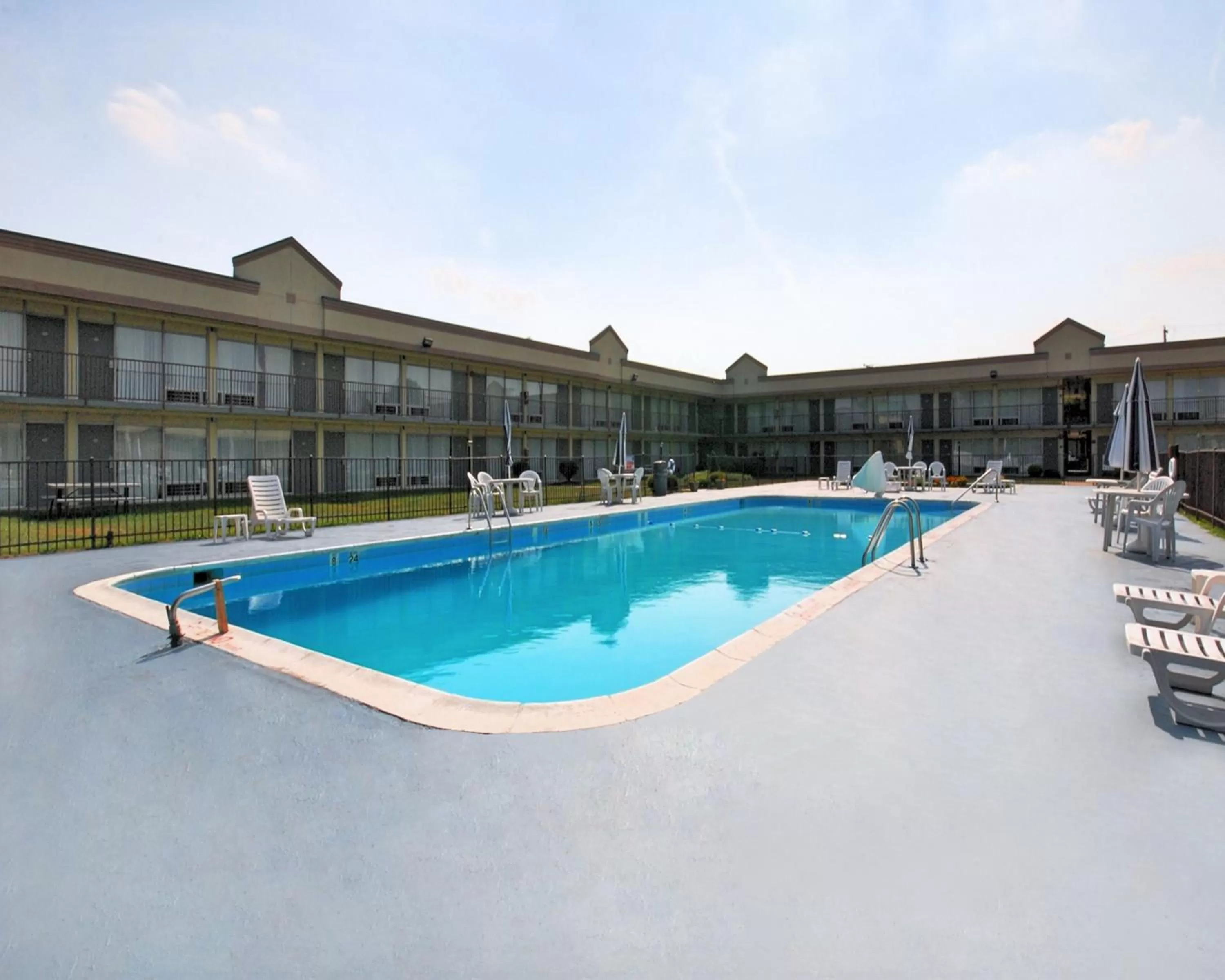 Swimming pool in Quality Inn & Suites York East