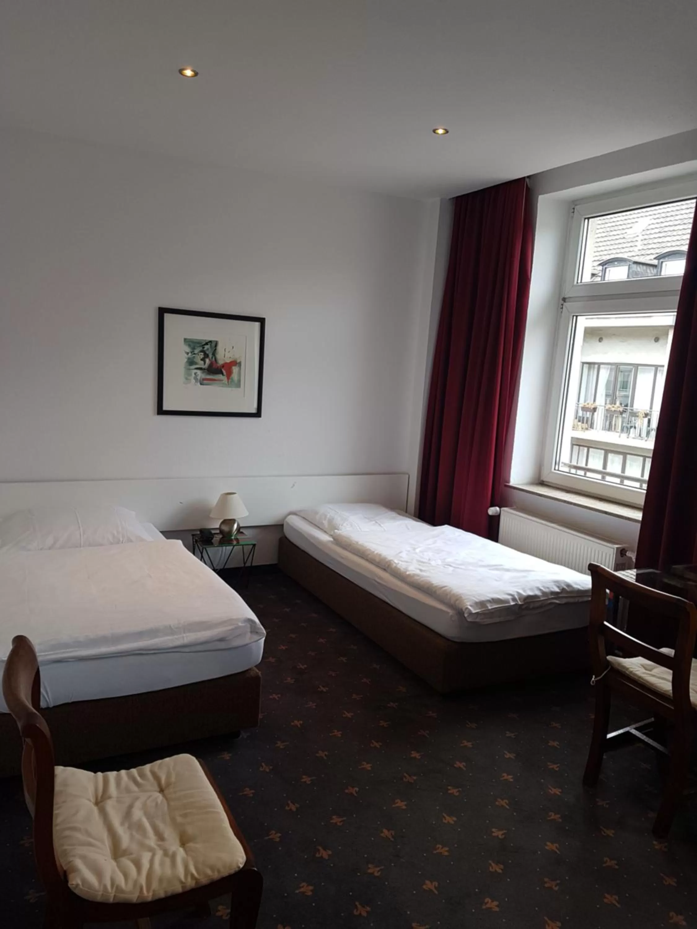 Bed in Hotel Stern - Self Check-In