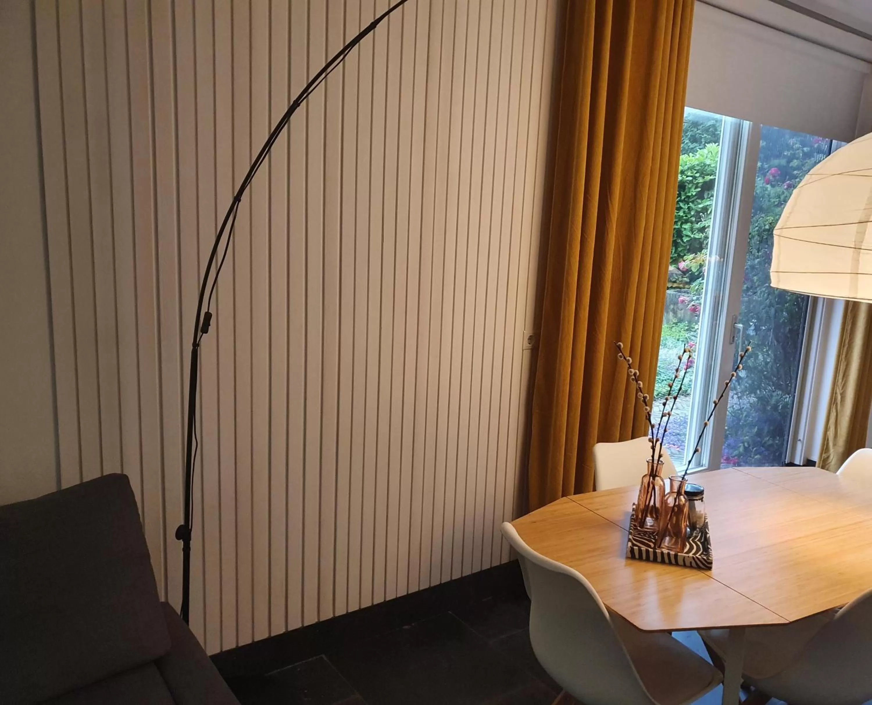 Dining area in B&B de Loeff