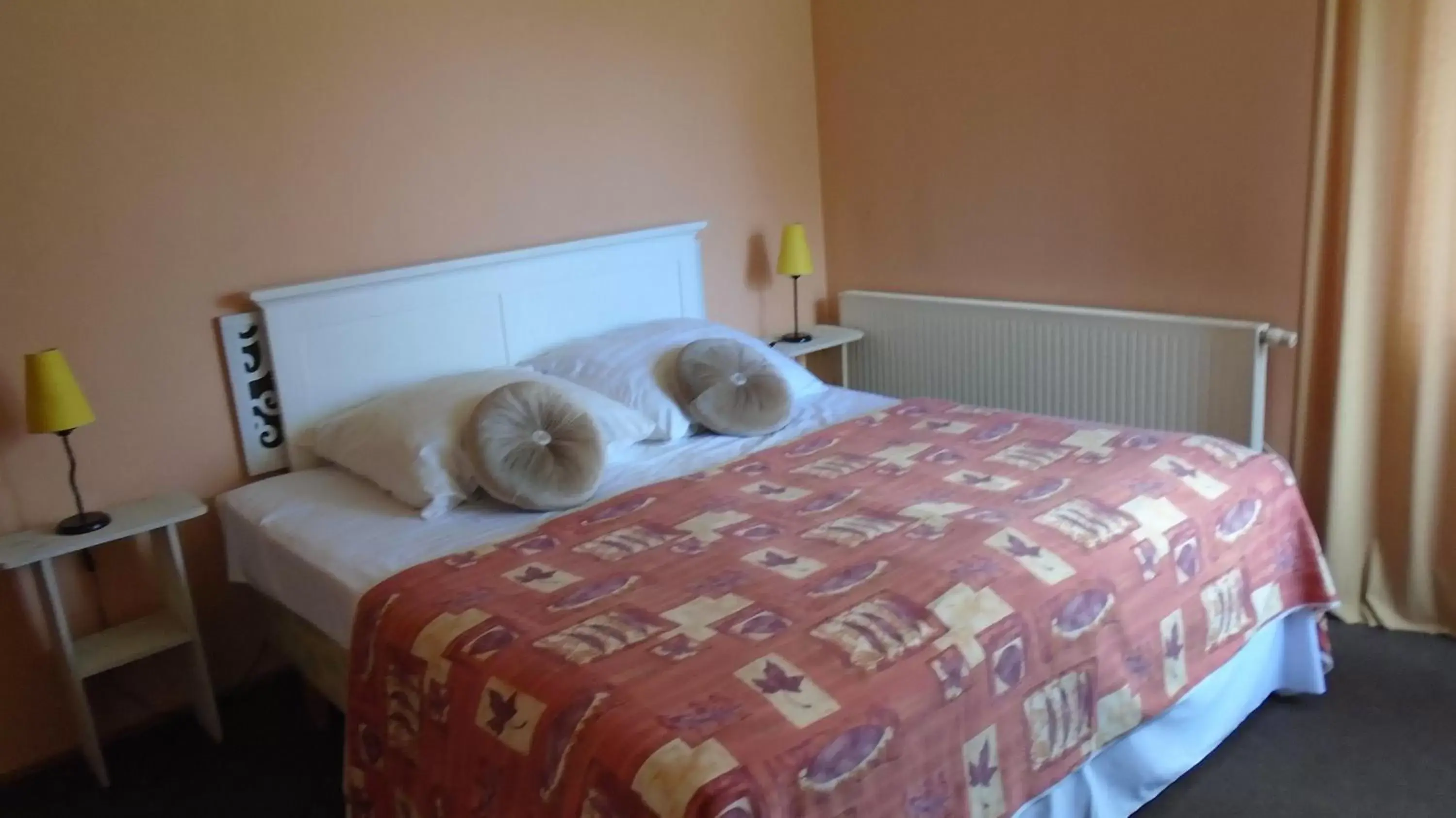 Double Room with Garden View in Hotel Getliin Double Room with Garden View in Hotel Getliin