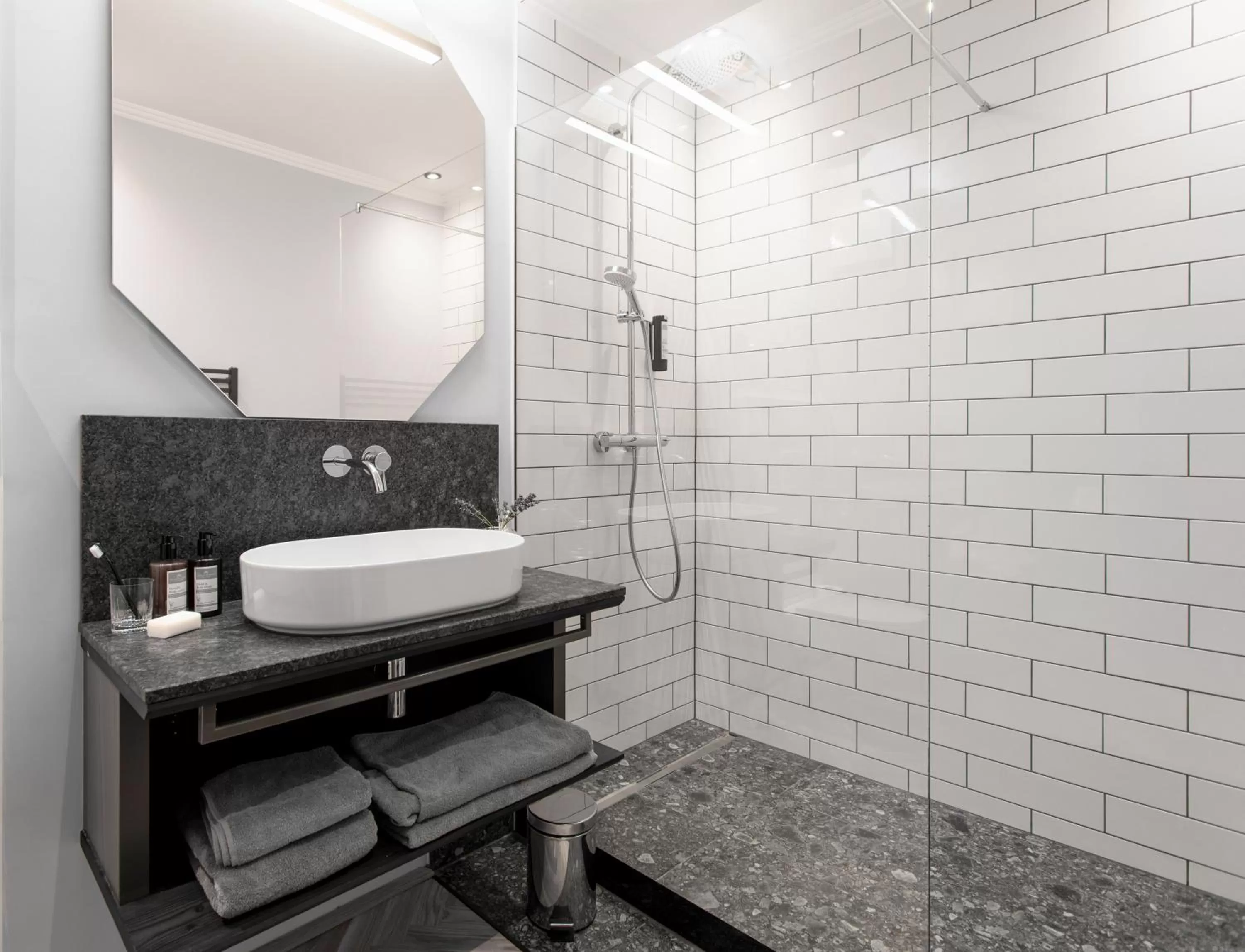 Bathroom in Alpine Hideaway ZILLERTALERHOF - 4 Sterne Superior