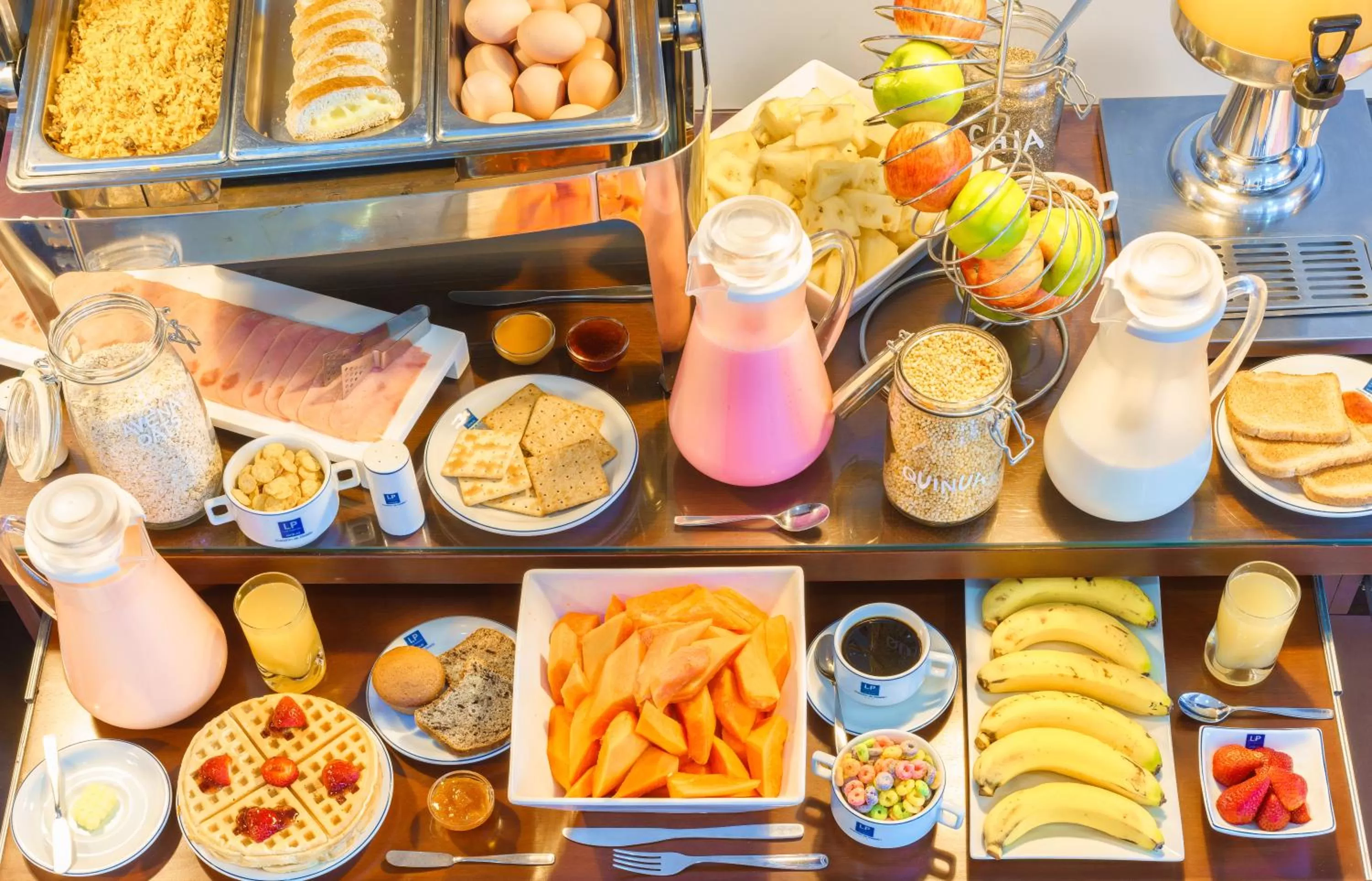 Restaurant/places to eat in Hotel LP Santa Cruz Centro