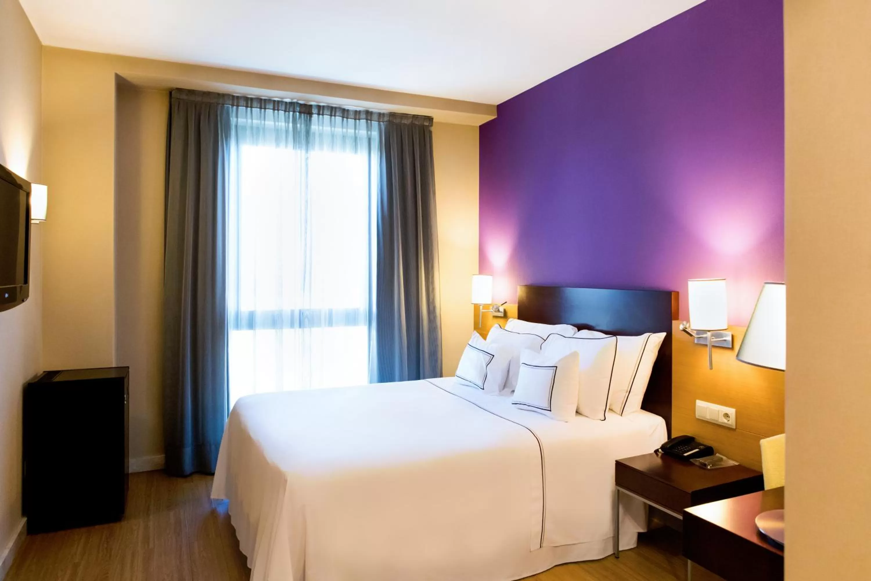 Bedroom, Bed in Hotel Salamanca Montalvo