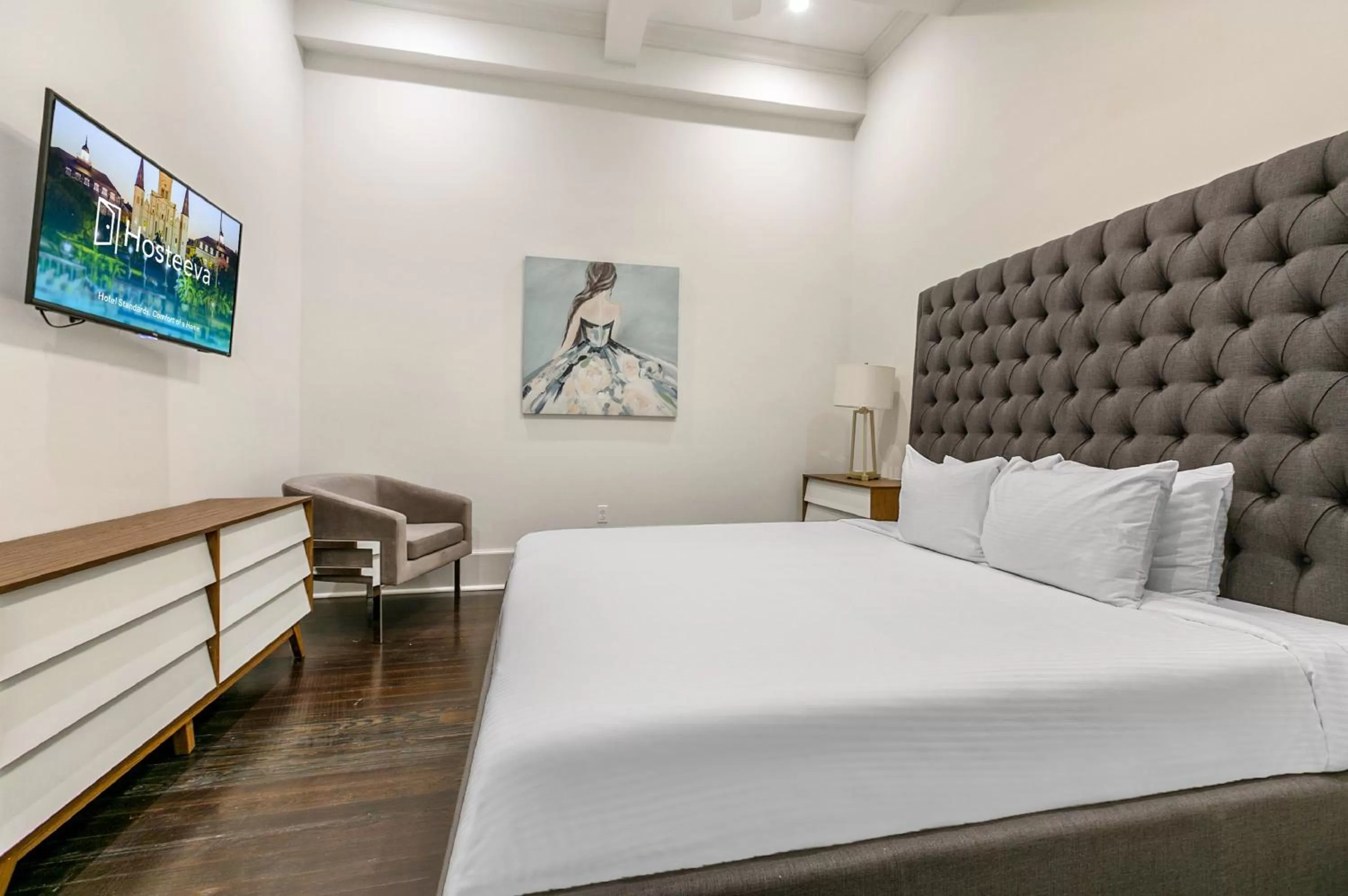 Bedroom, Bed in 1 and 2 BR Private Condos Steps Away From French Quarter