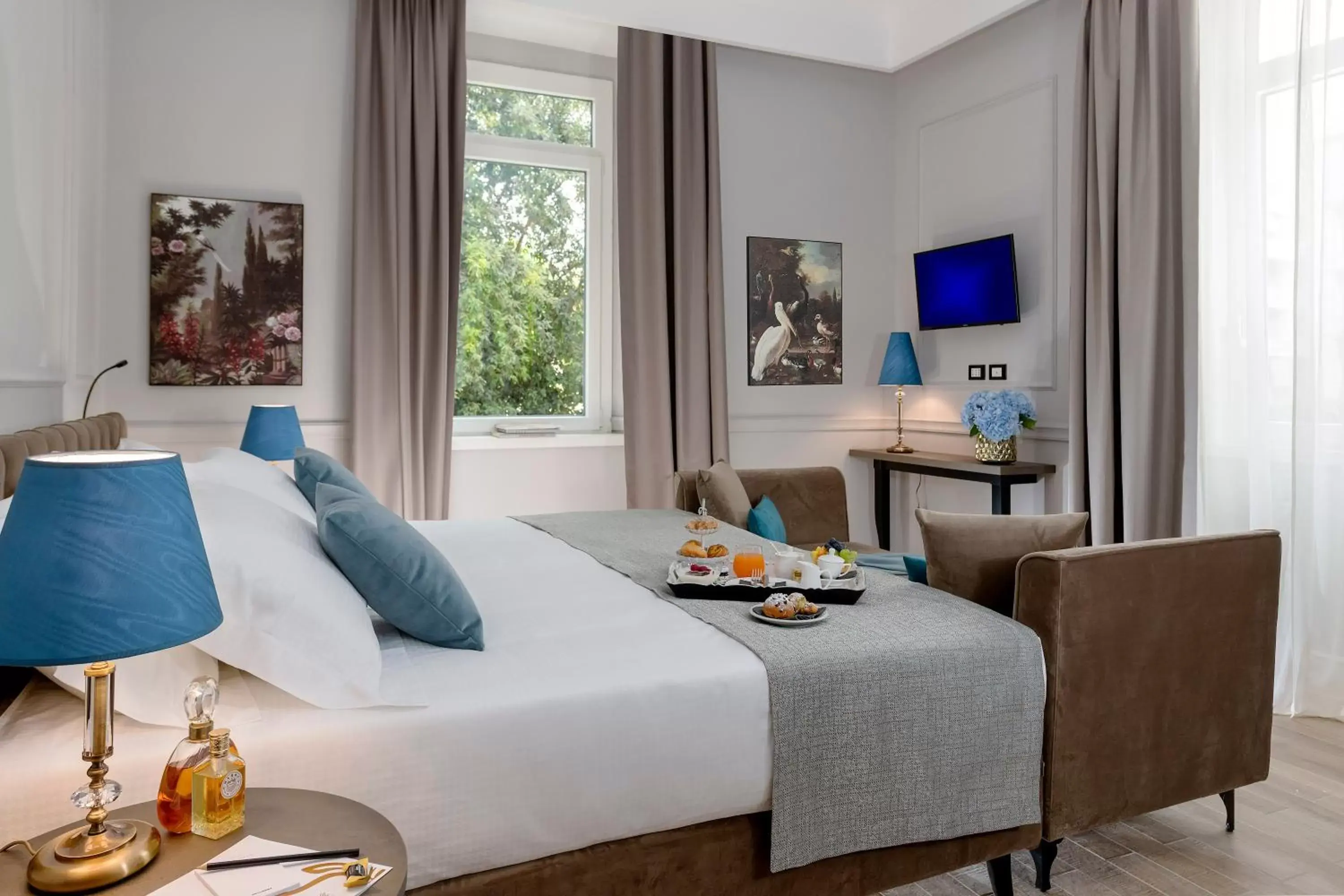 Superior Double Room - single occupancy in Hotel La Ville Rome Superior Double Room - single occupancy in Hotel La Ville Rome