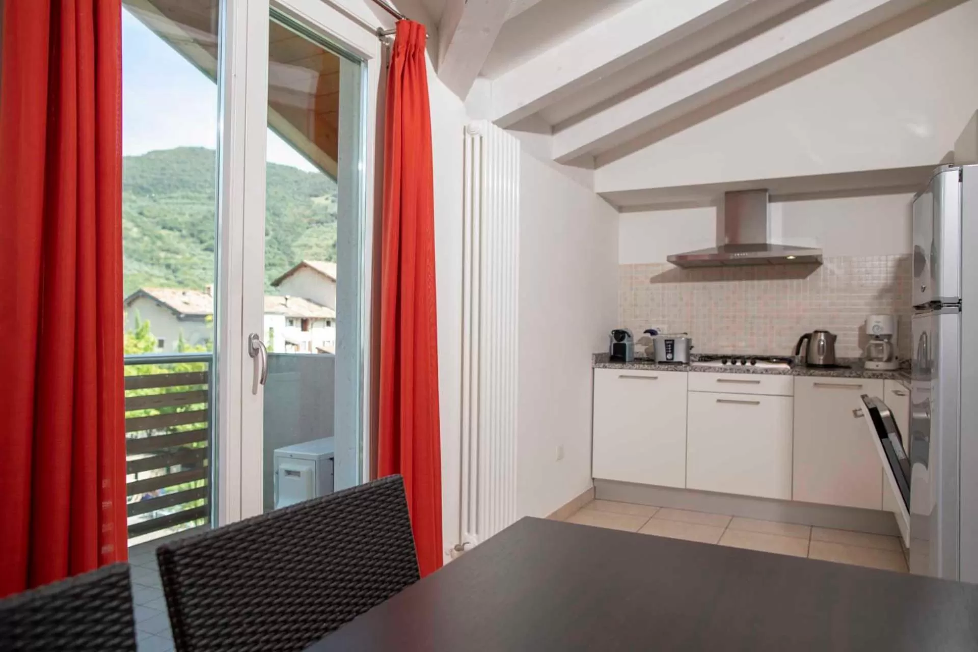 Kitchen or kitchenette in 4 Limoni Apartment Resort