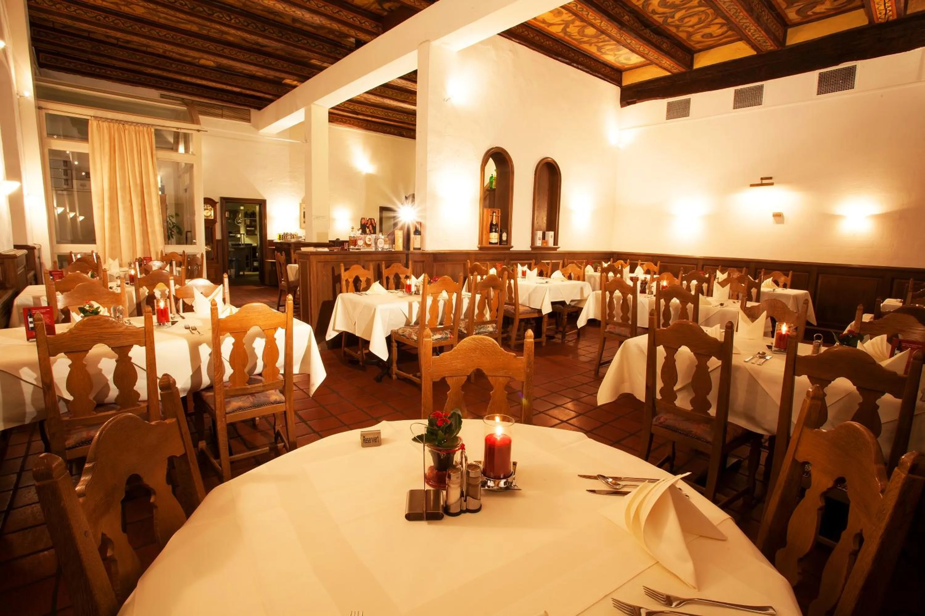 Restaurant/places to eat in Hotel Ritter St. Georg