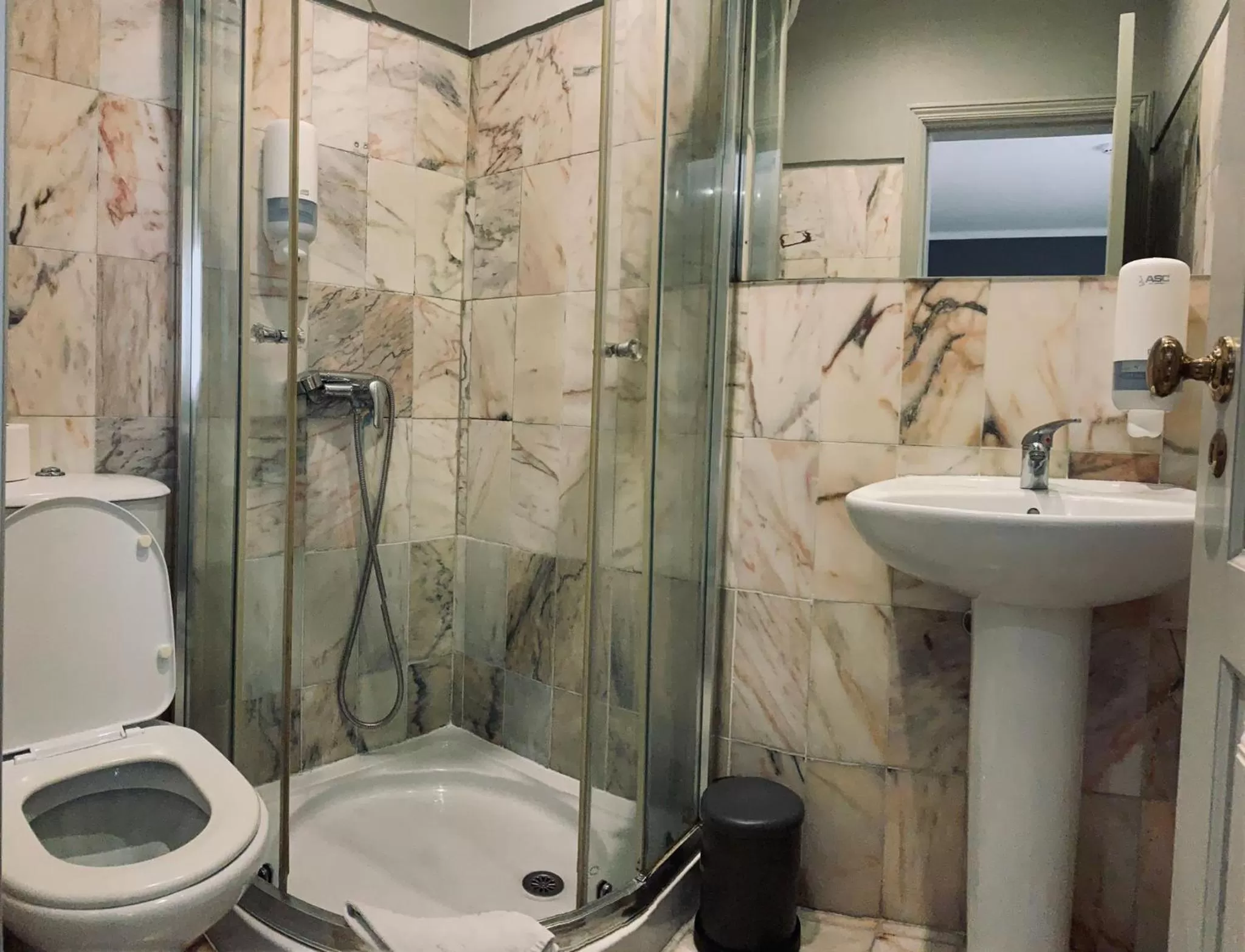 Bathroom in Hotel do Paço By VimaHotels