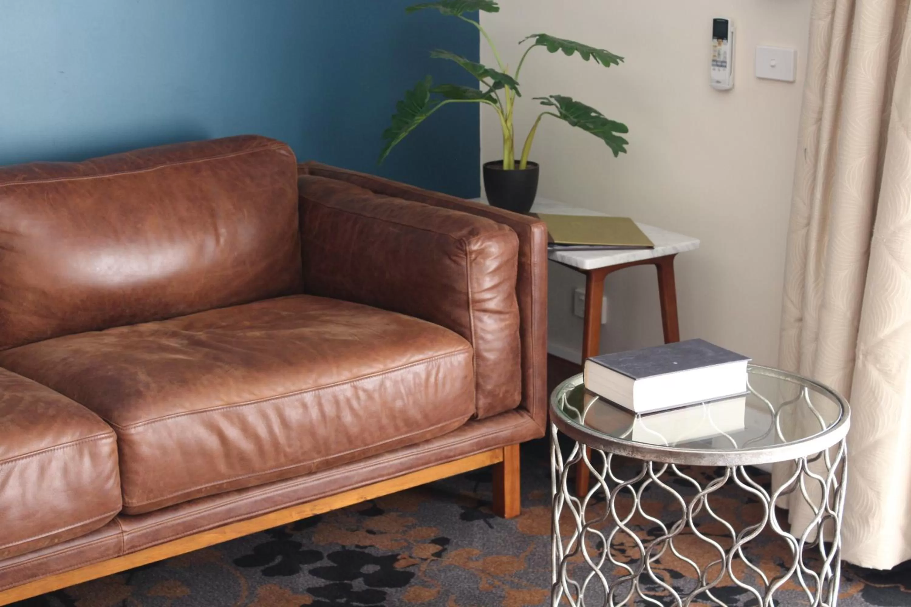 Living room, Seating Area in The Whale Inn