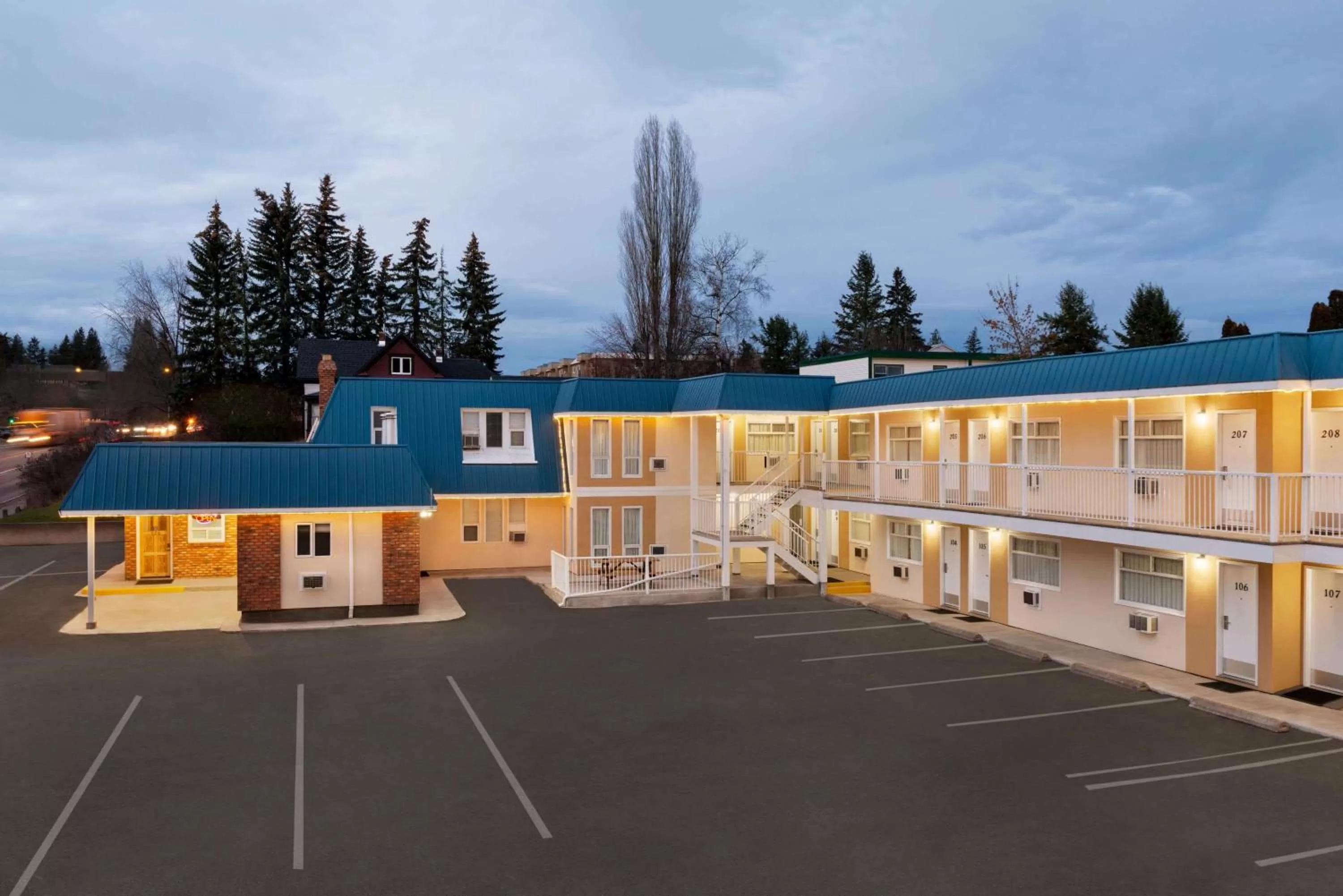Property building in Travelodge by Wyndham Quesnel BC